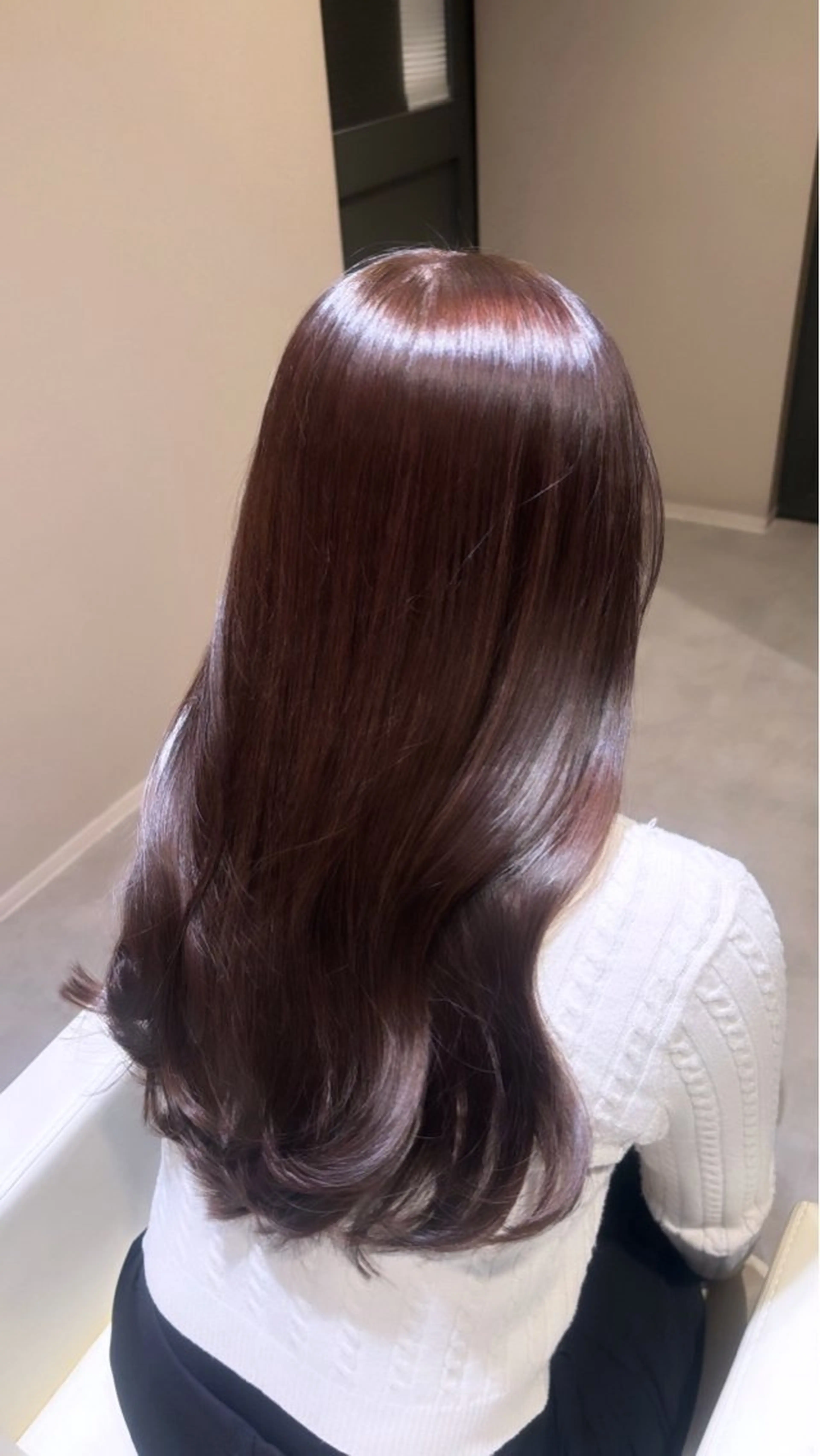 ロング カラー 柿田人和／韓国 💫カットモデル✨のヘアスタイル