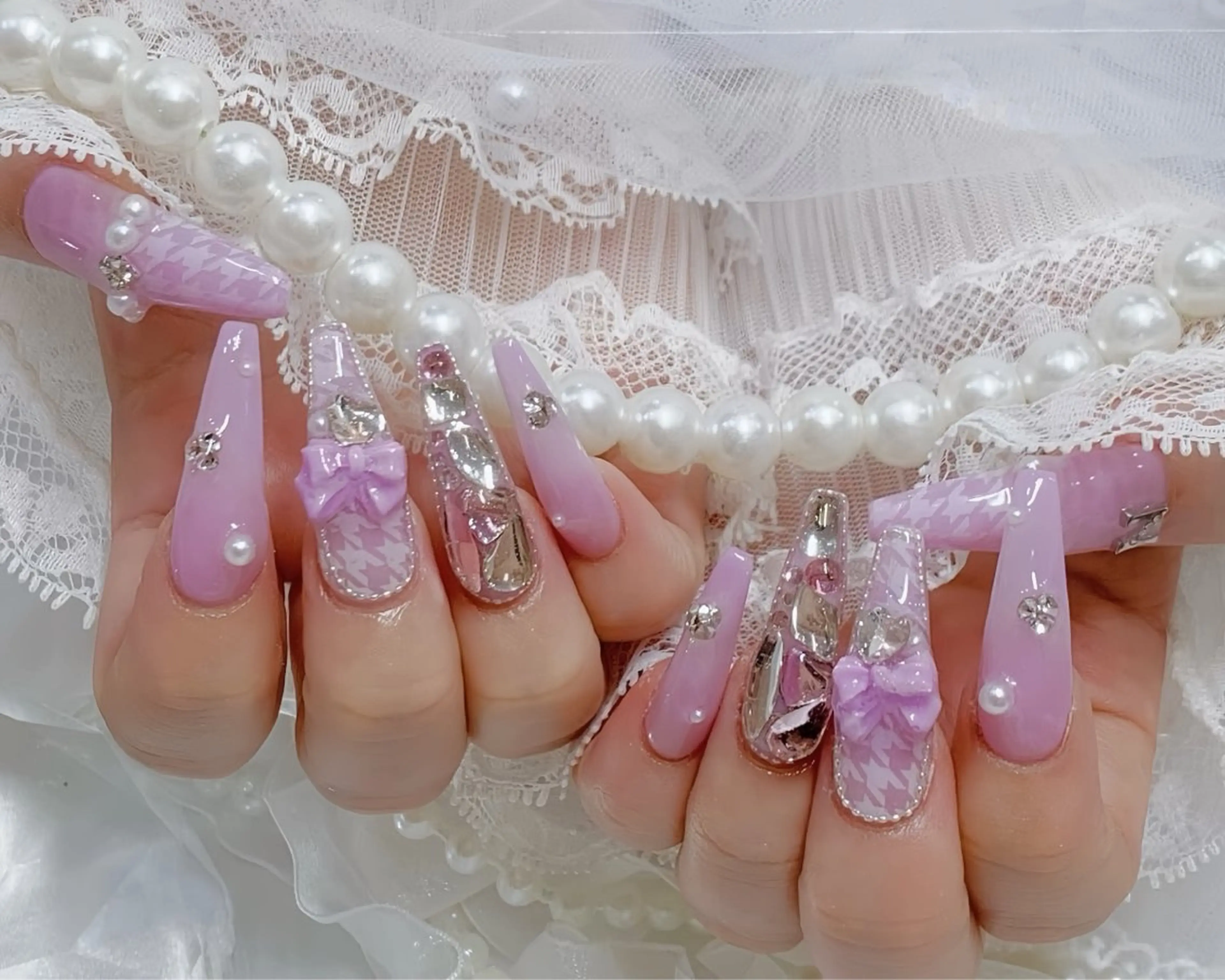 ネイル アートネイル ガーリー 韓国ネイル 持ち込み ニュアンスネイル Rin Nail 新大久保店のネイルデザイン