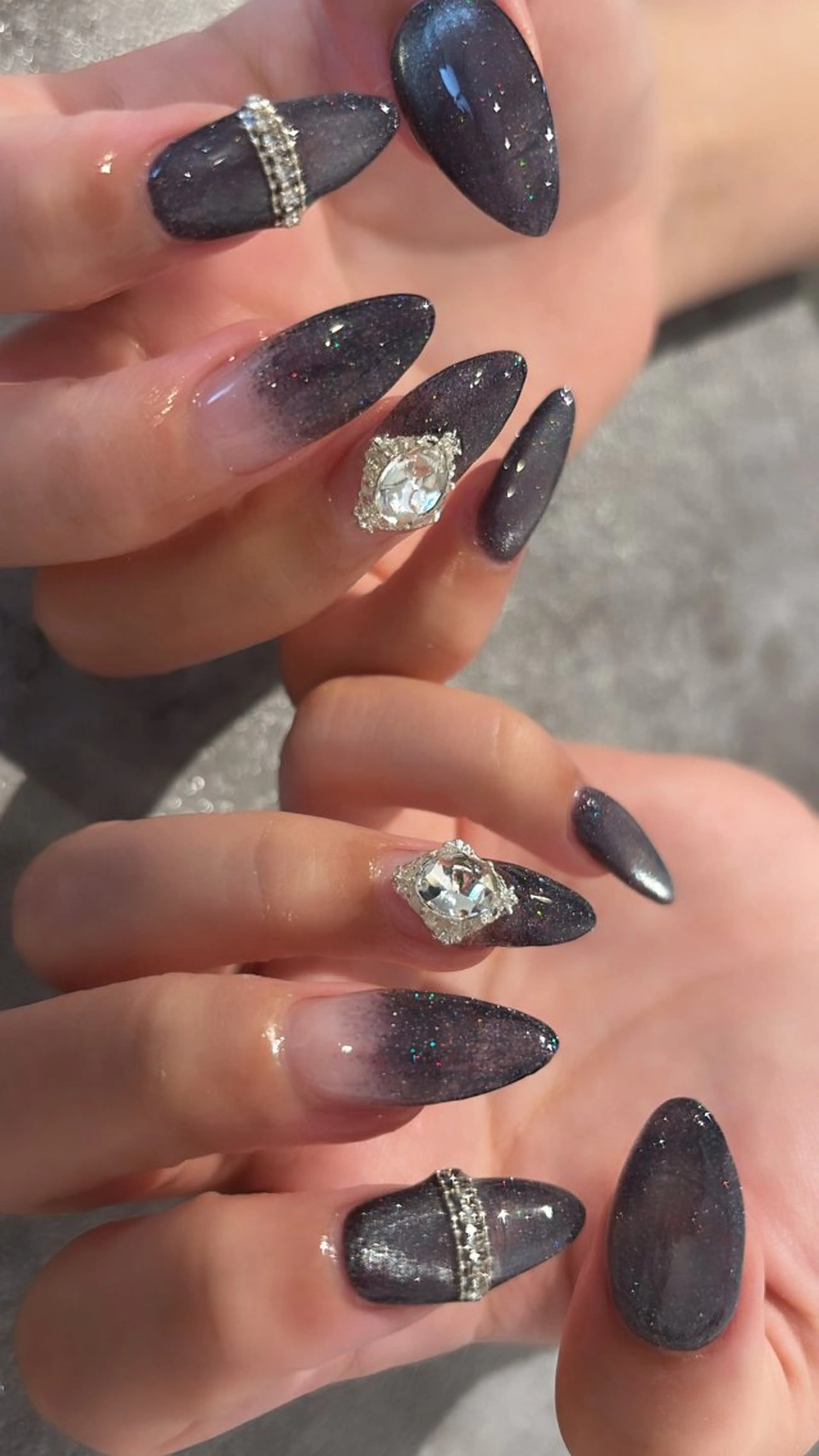 ネイル Mignon 、のネイルデザイン