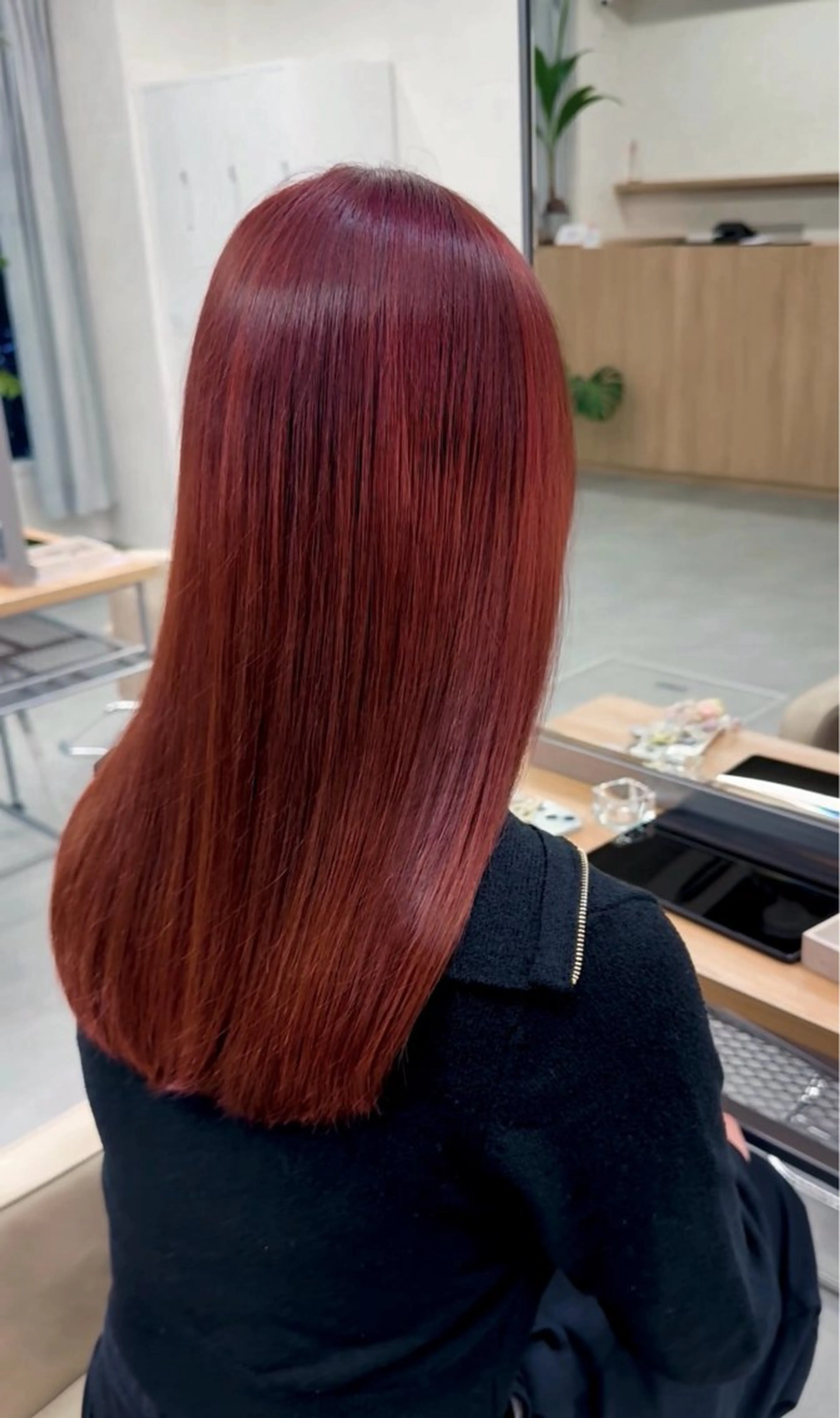 ロング ヘアカラー トリートメント 浅見 茉美のヘアスタイル