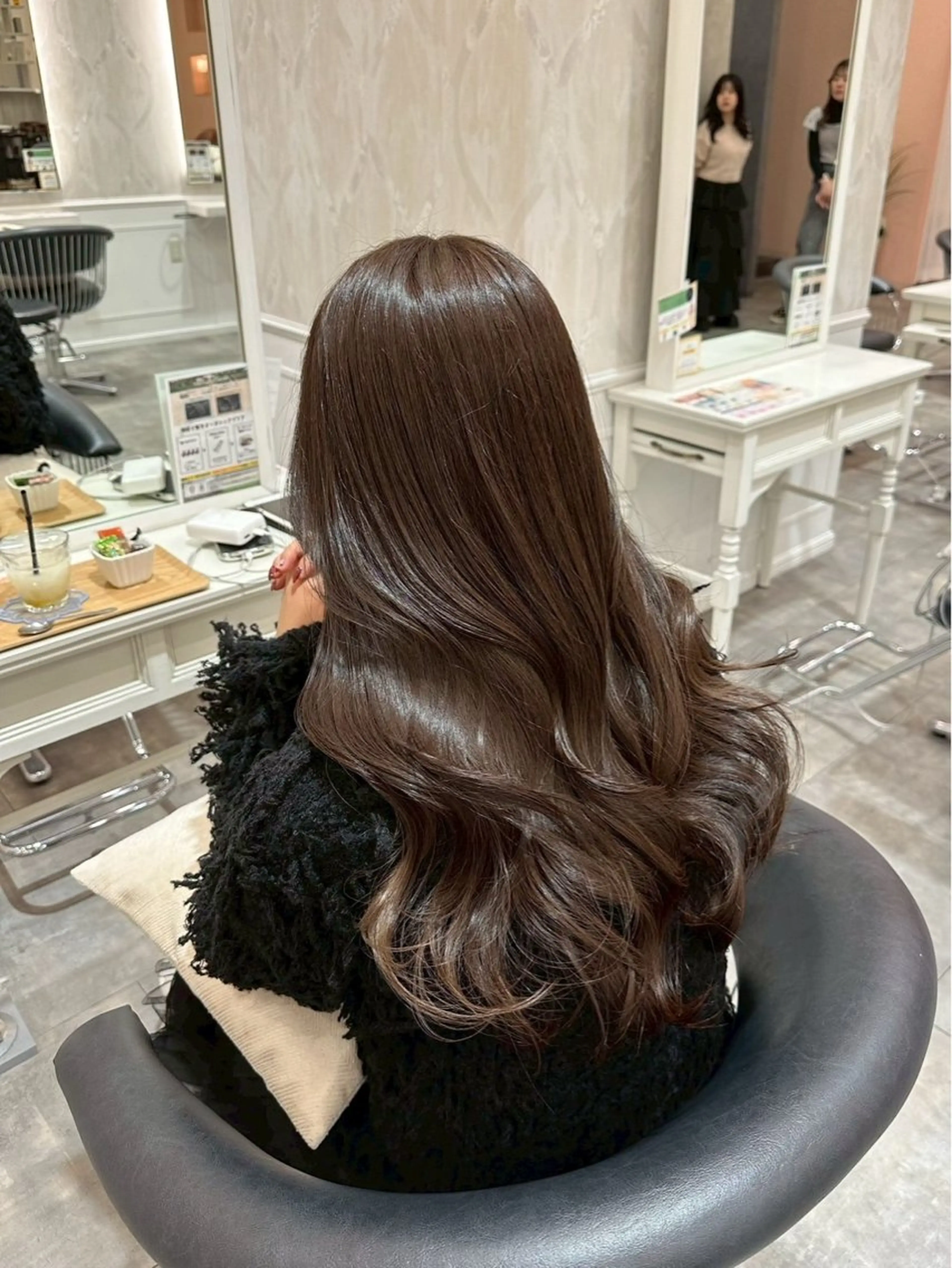 【赤みが出やすい方へ】ブリーチなし透明感ベージュ・オリーブ✨の写真