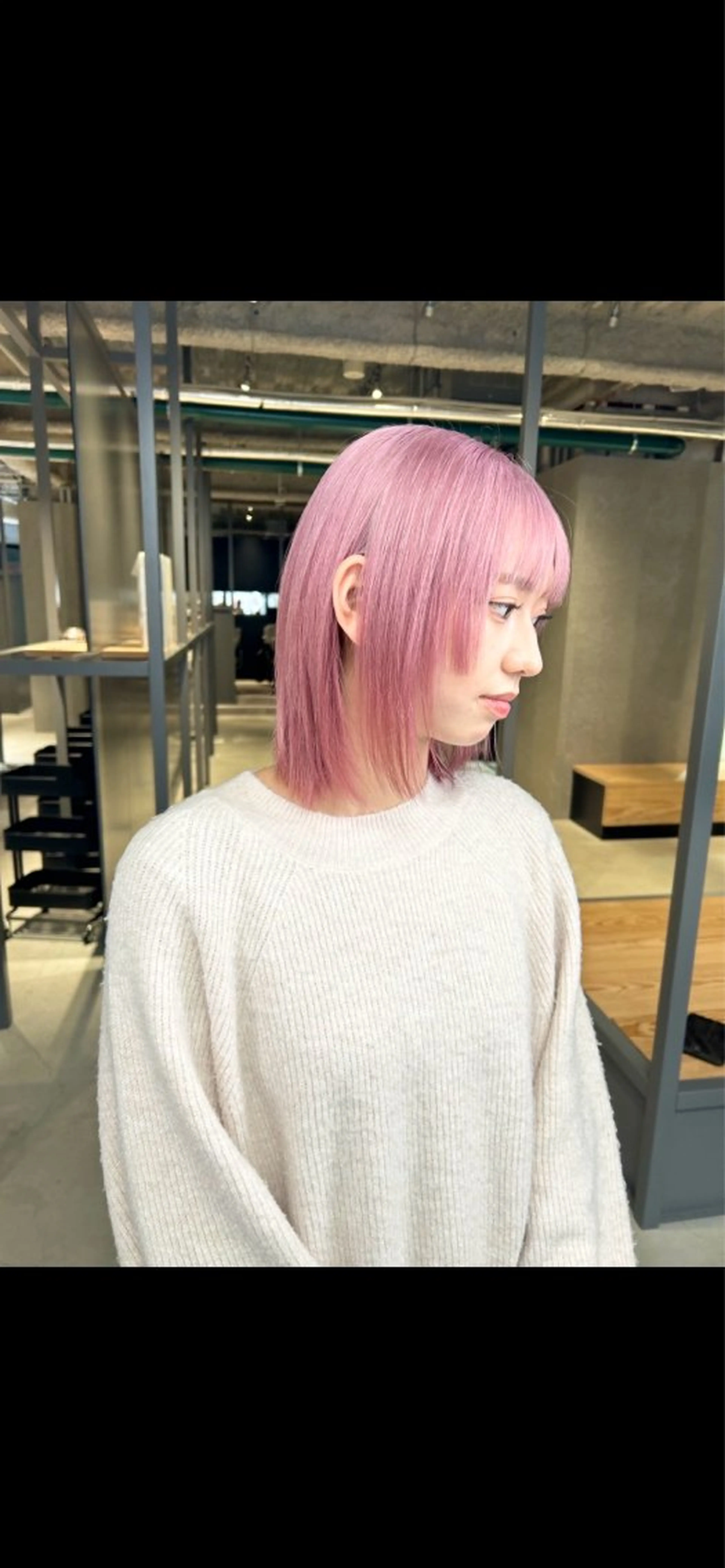 ショート デザインカット 顔周りカット 佐藤 崇文のヘアスタイル