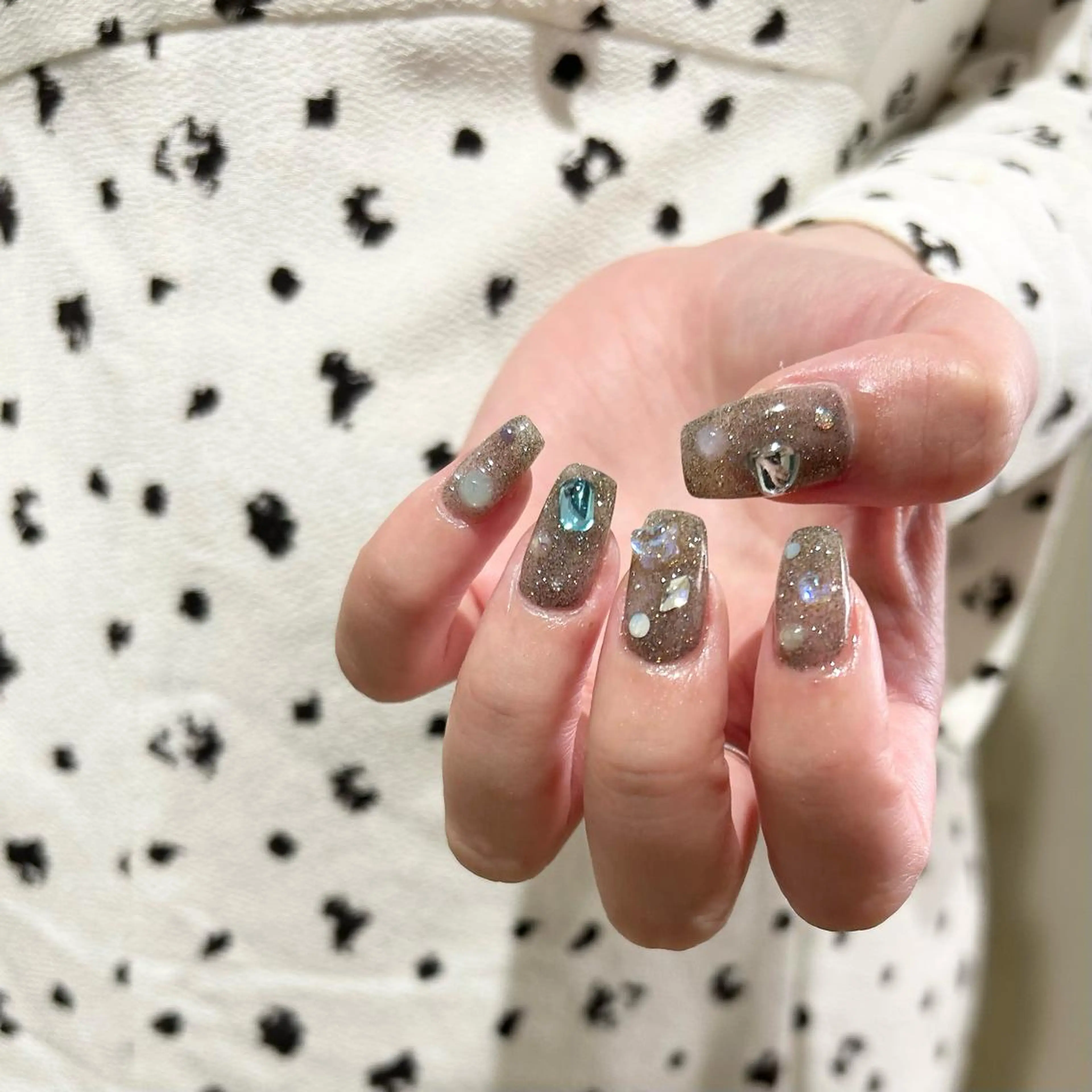 ネイル パラあり！フィルイン 美フォルムのネイルデザイン