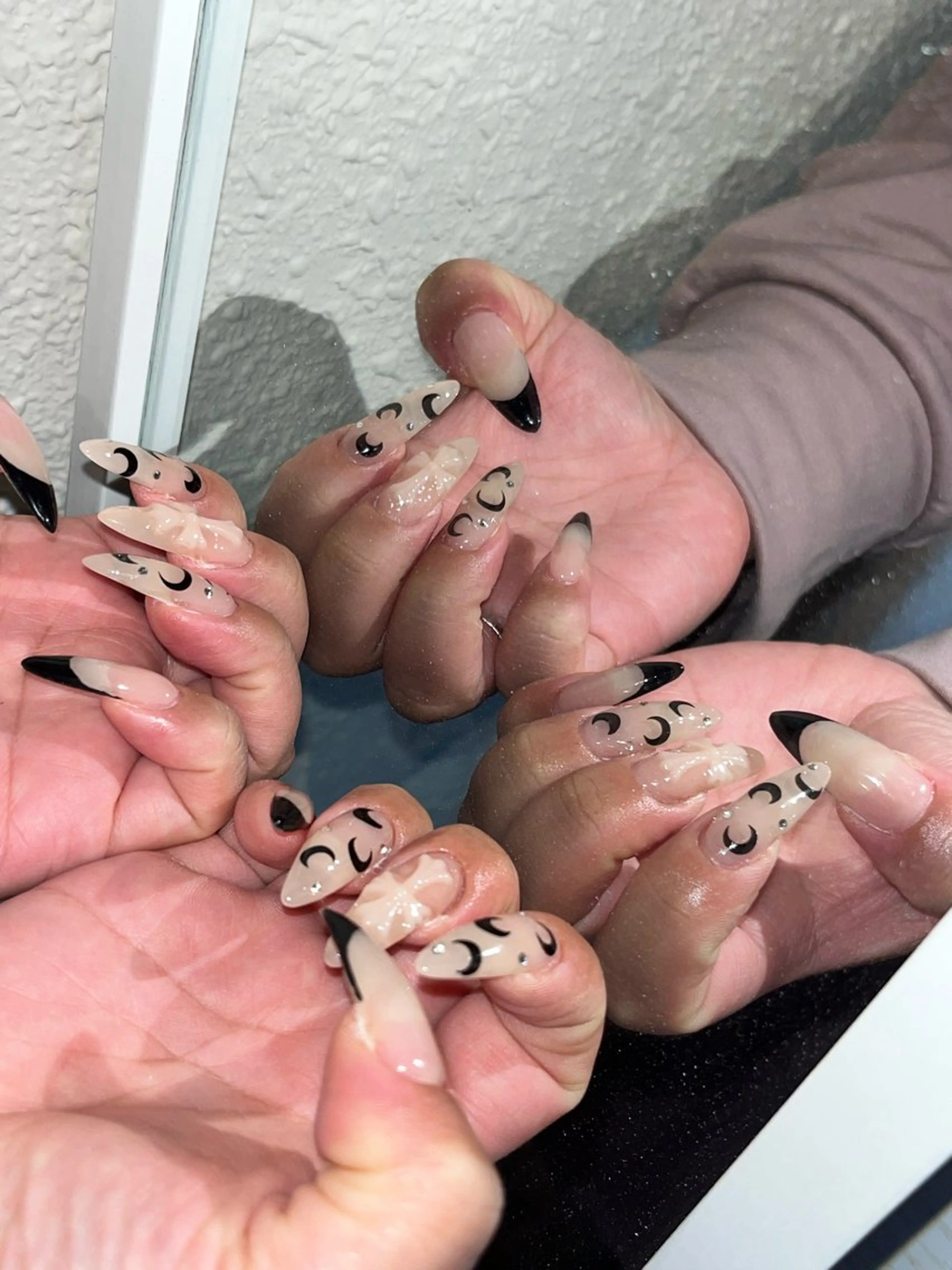 ネイル ハンドネイル EmaNail MOMOのネイルデザイン