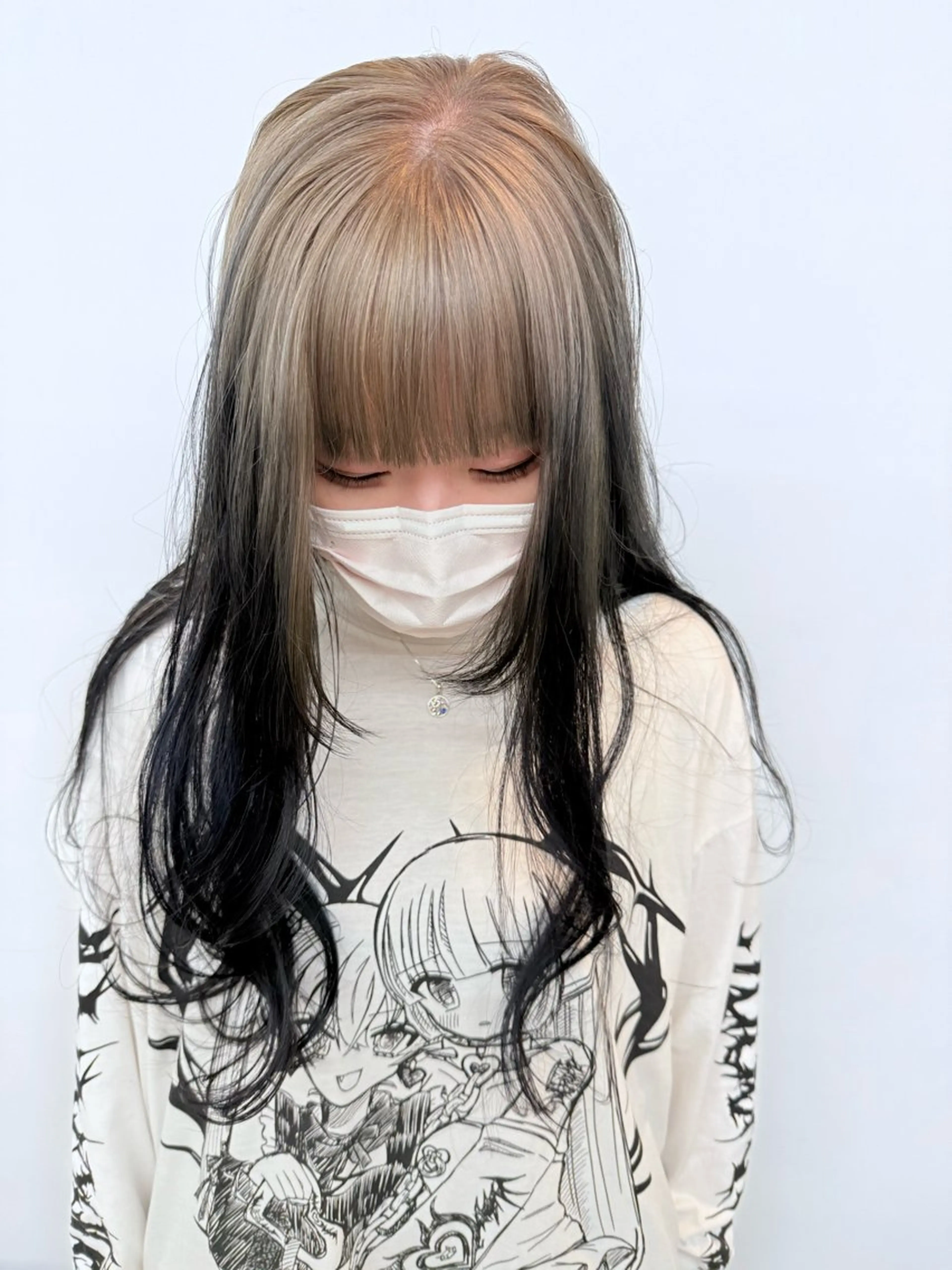 ロング ヘアカラー トリートメント 葉 /レイヤーカットのヘアスタイル