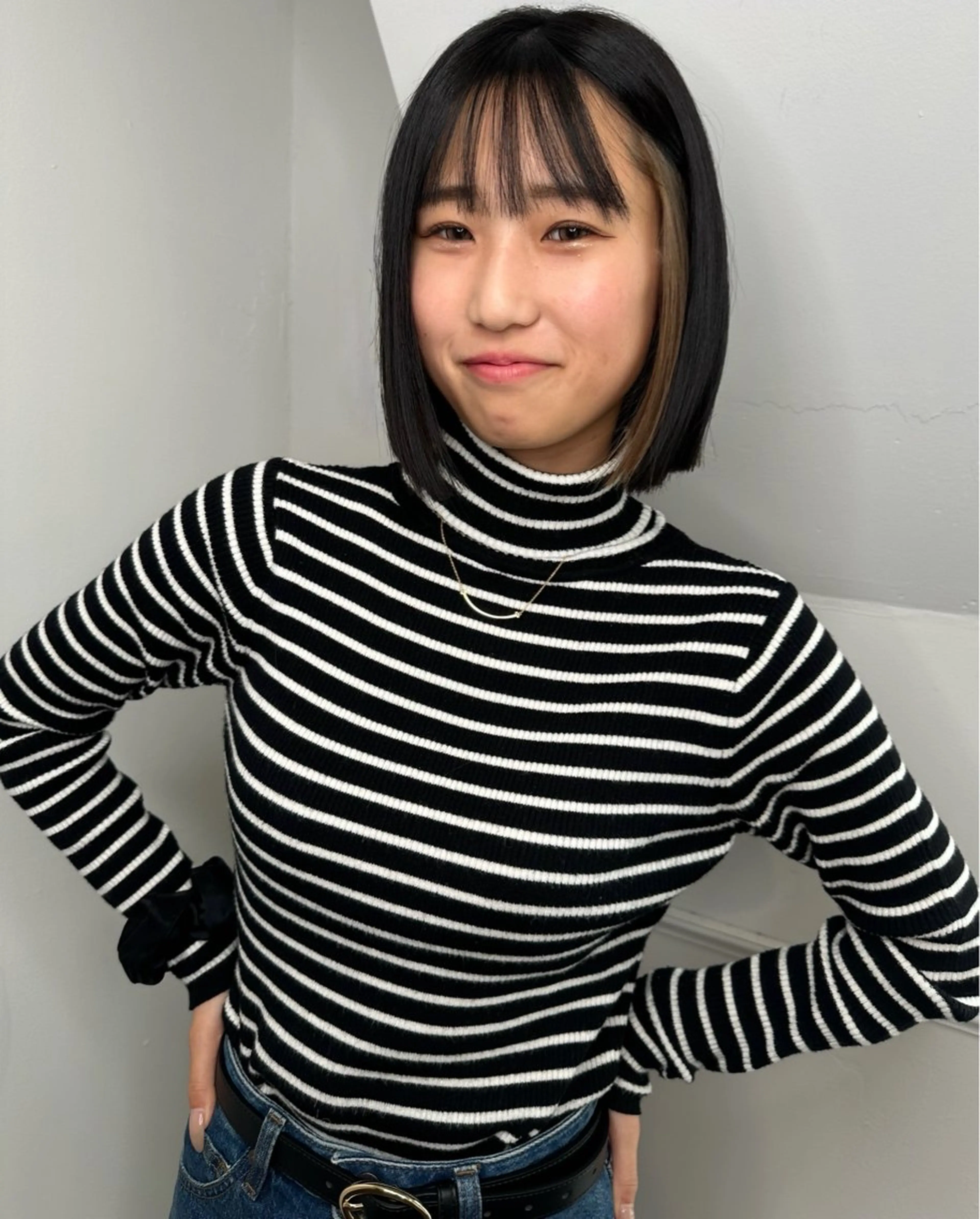 ショート カラー カット ヘアカラー トリートメント 韓国レイヤ ー支持No.1renのヘアスタイル