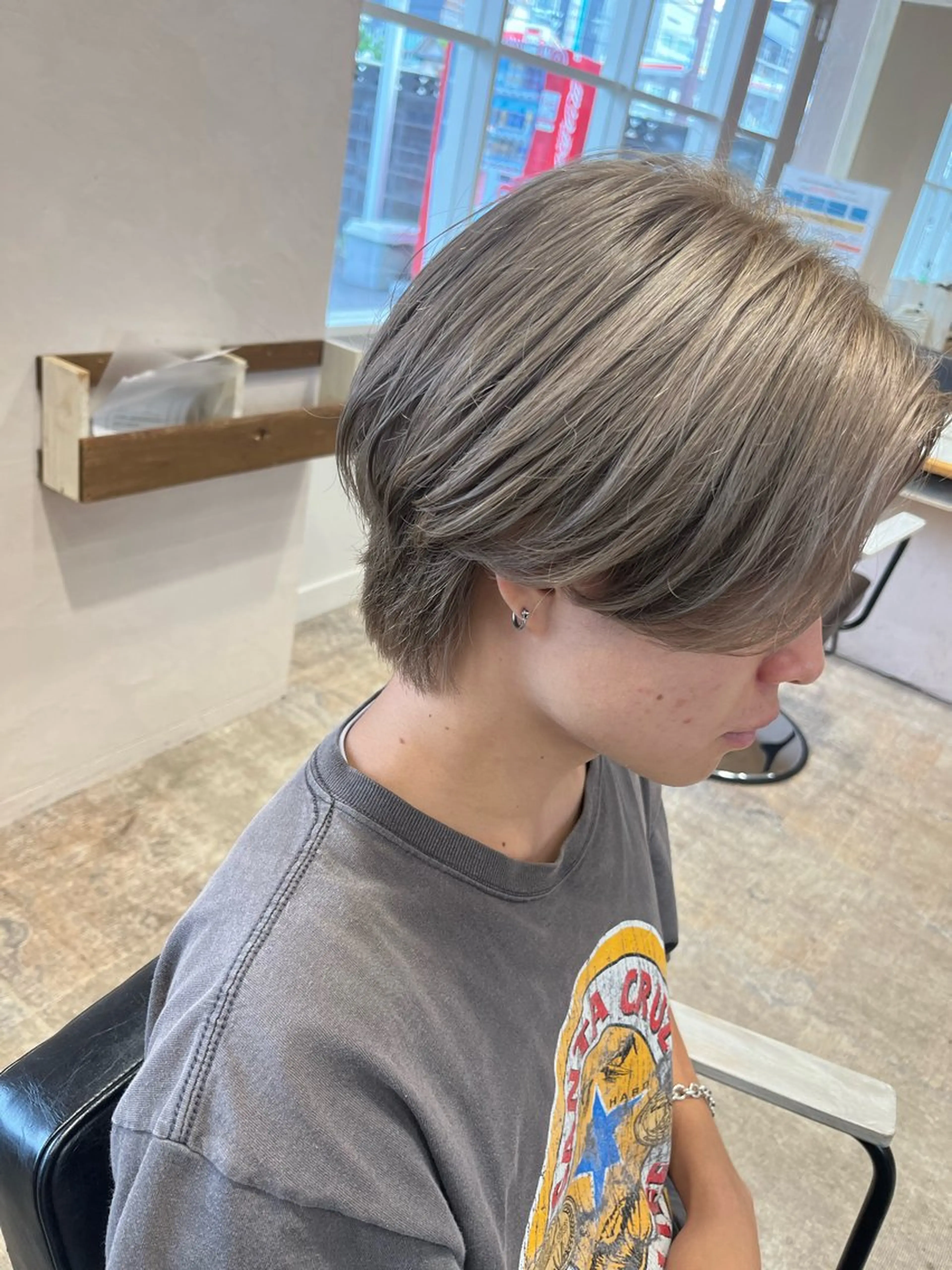 ショート カラー メンズ 高石 未唯のヘアスタイル