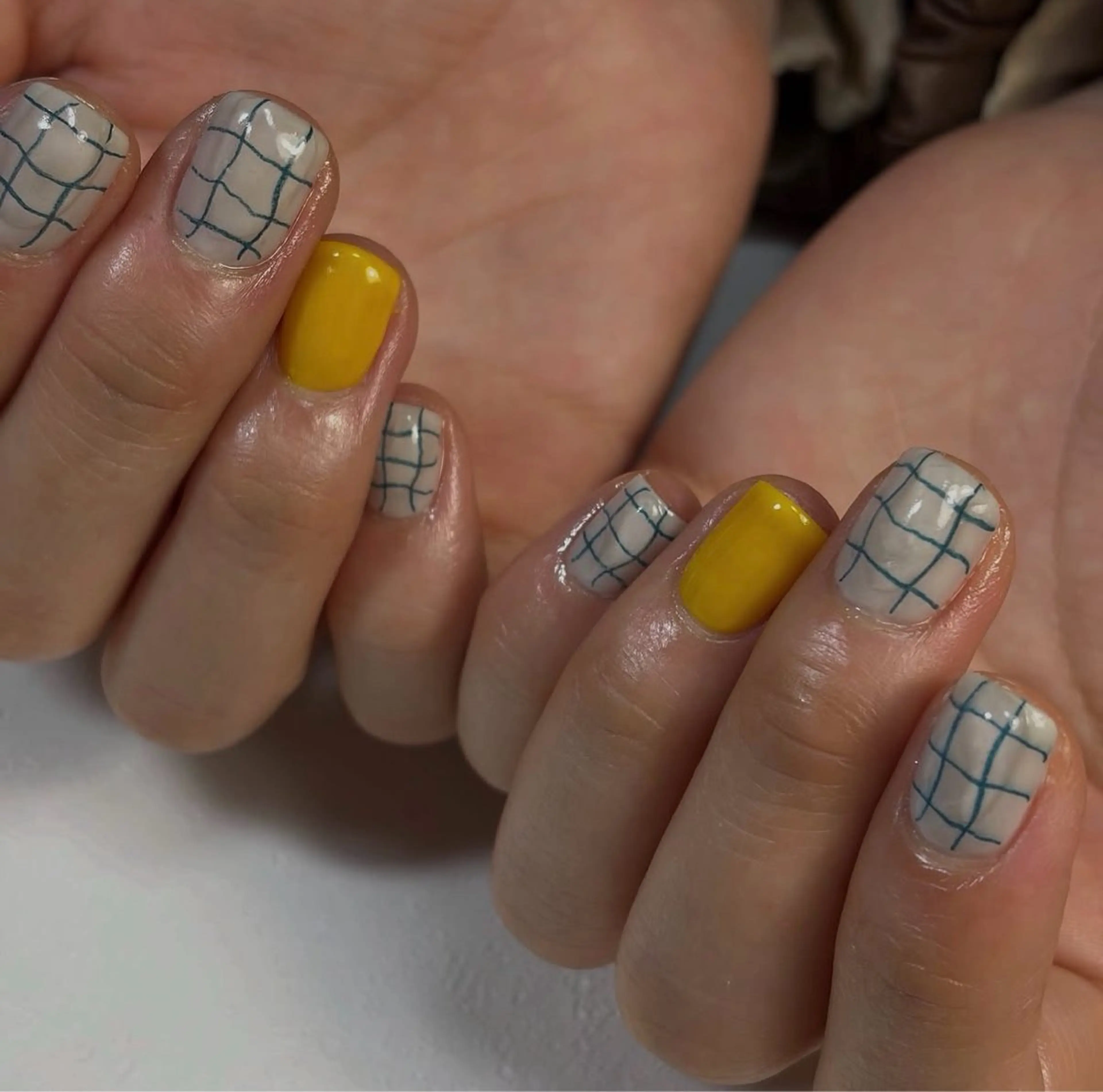 ネイル ジェルネイル ワンカラーネイル 春ネイル ハンドネイル Re:N 【リン】のネイルデザイン