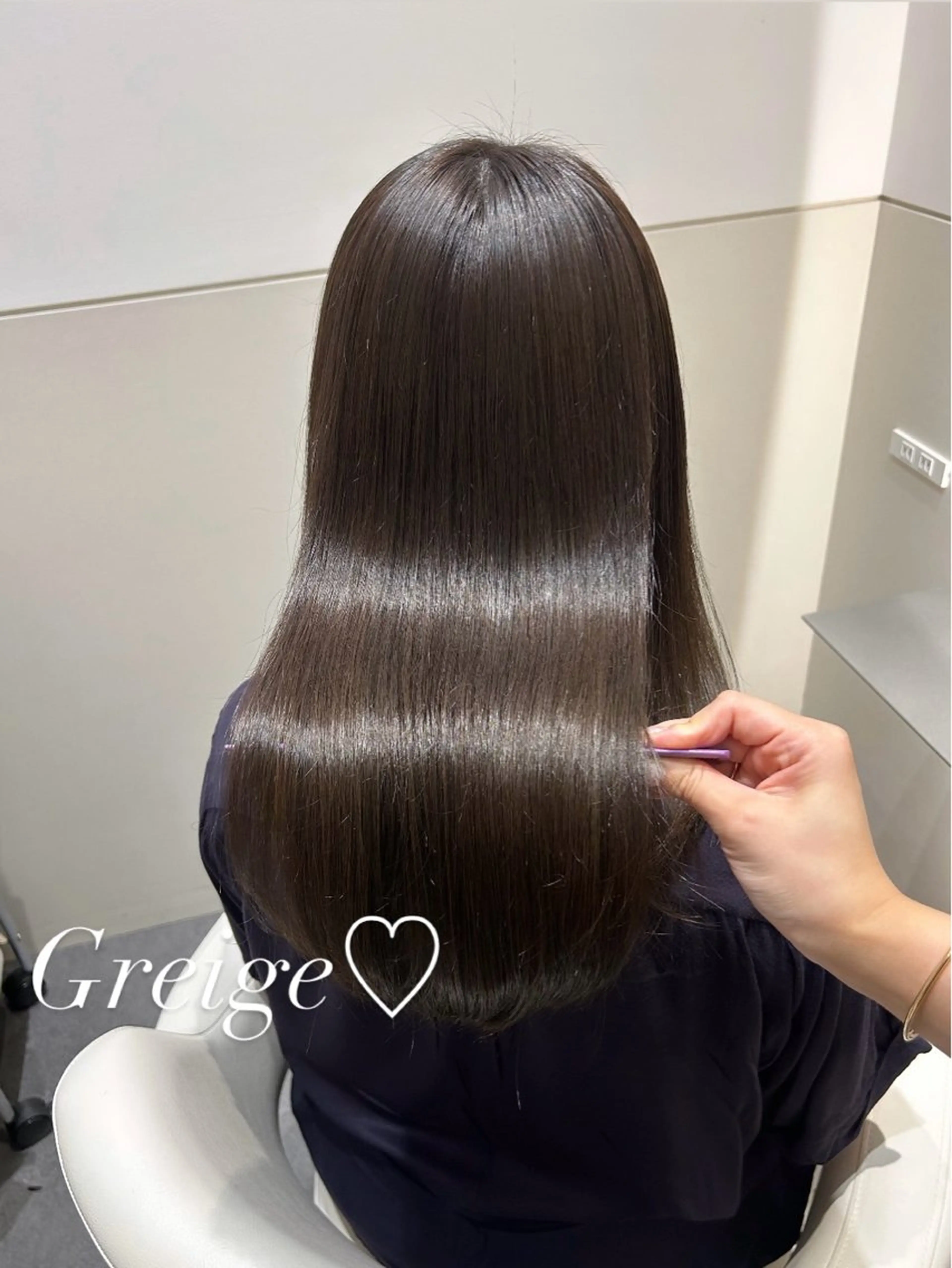 セミロング カラー 透明感カラー グレージュ カット ヘアカラー トリートメント 🩷韓国ヘア/ヨシン モリ🩷Maikaのヘアスタイル