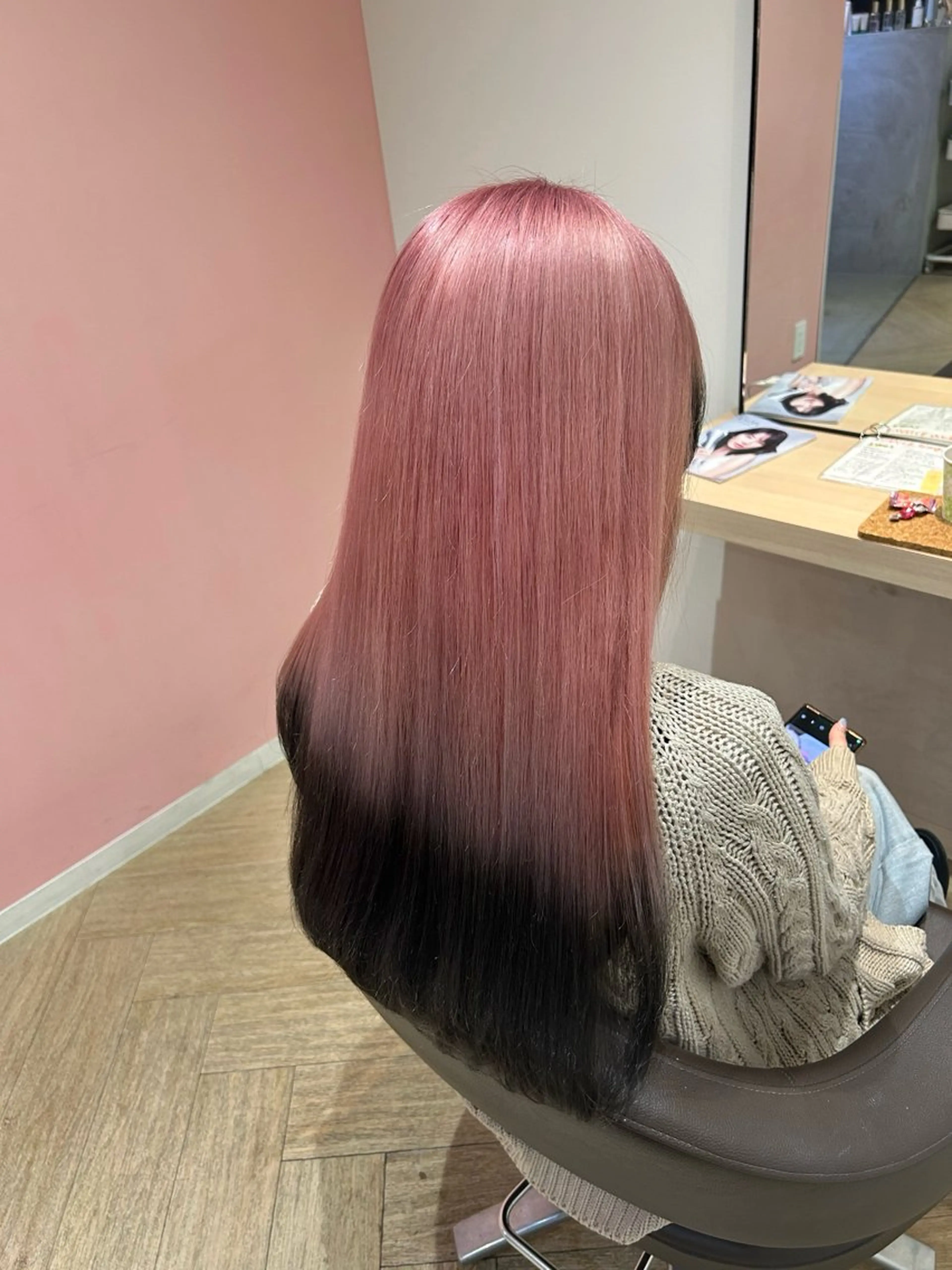 ロング カラー カット ヘアカラー トリートメント 砂野 真璃奈のヘアスタイル