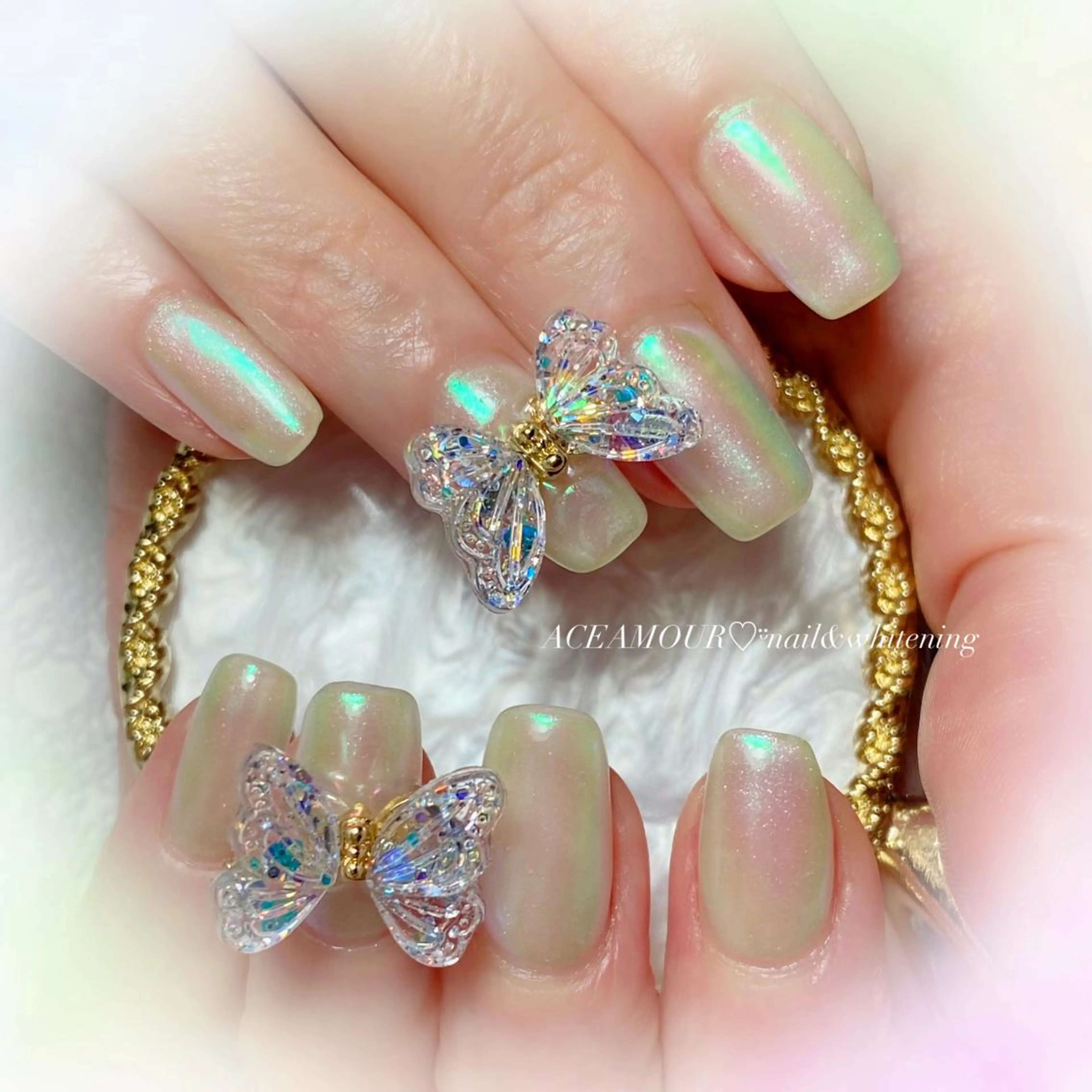 ネイル オーロラネイル ネイル/耳つぼ /新ホワイトニングのネイルデザイン