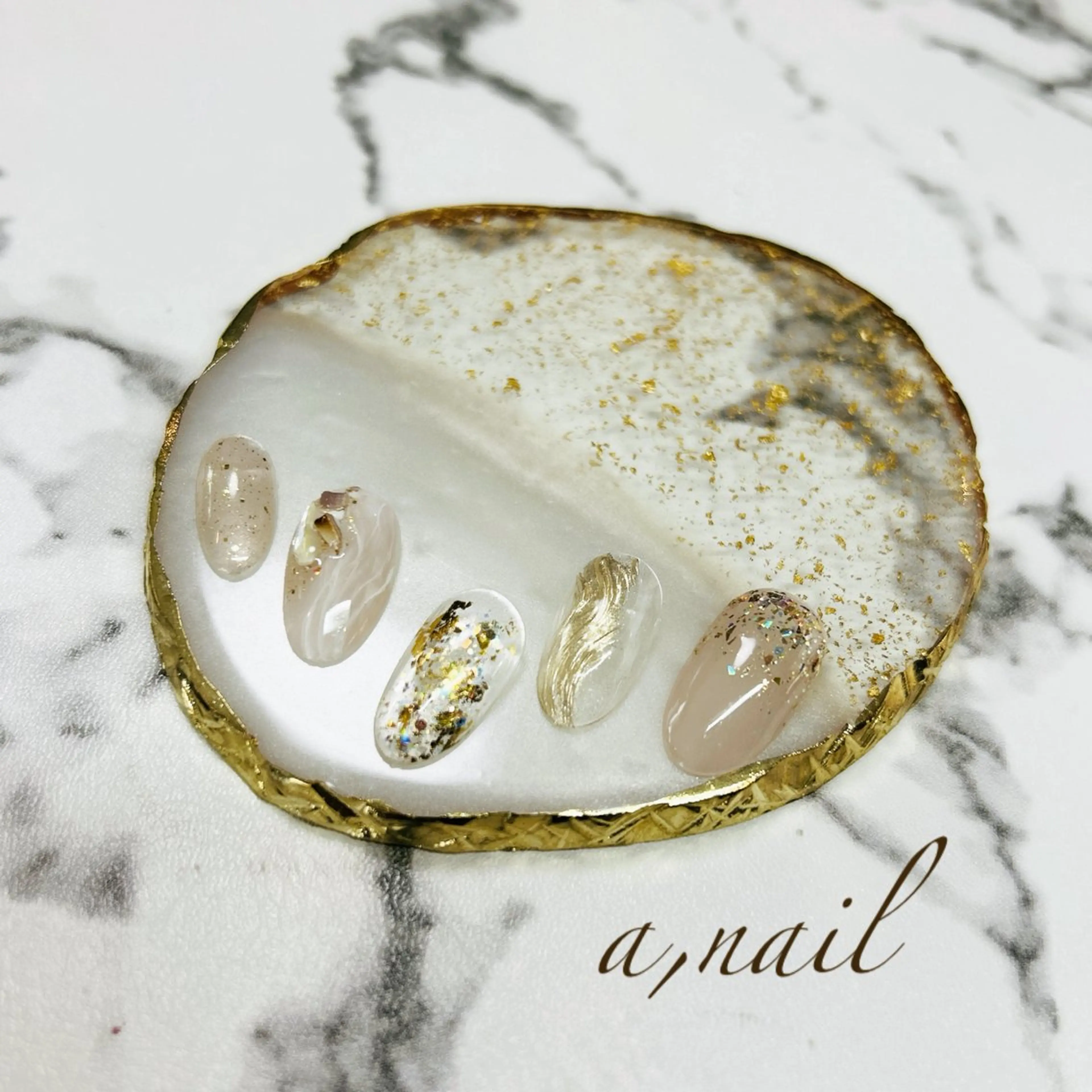 ネイル キラキラネイル ラメ(グリッター) ミラーネイル ニュアンスネイル ハンドネイル ネイルサロン エーネイルのネイルデザイン