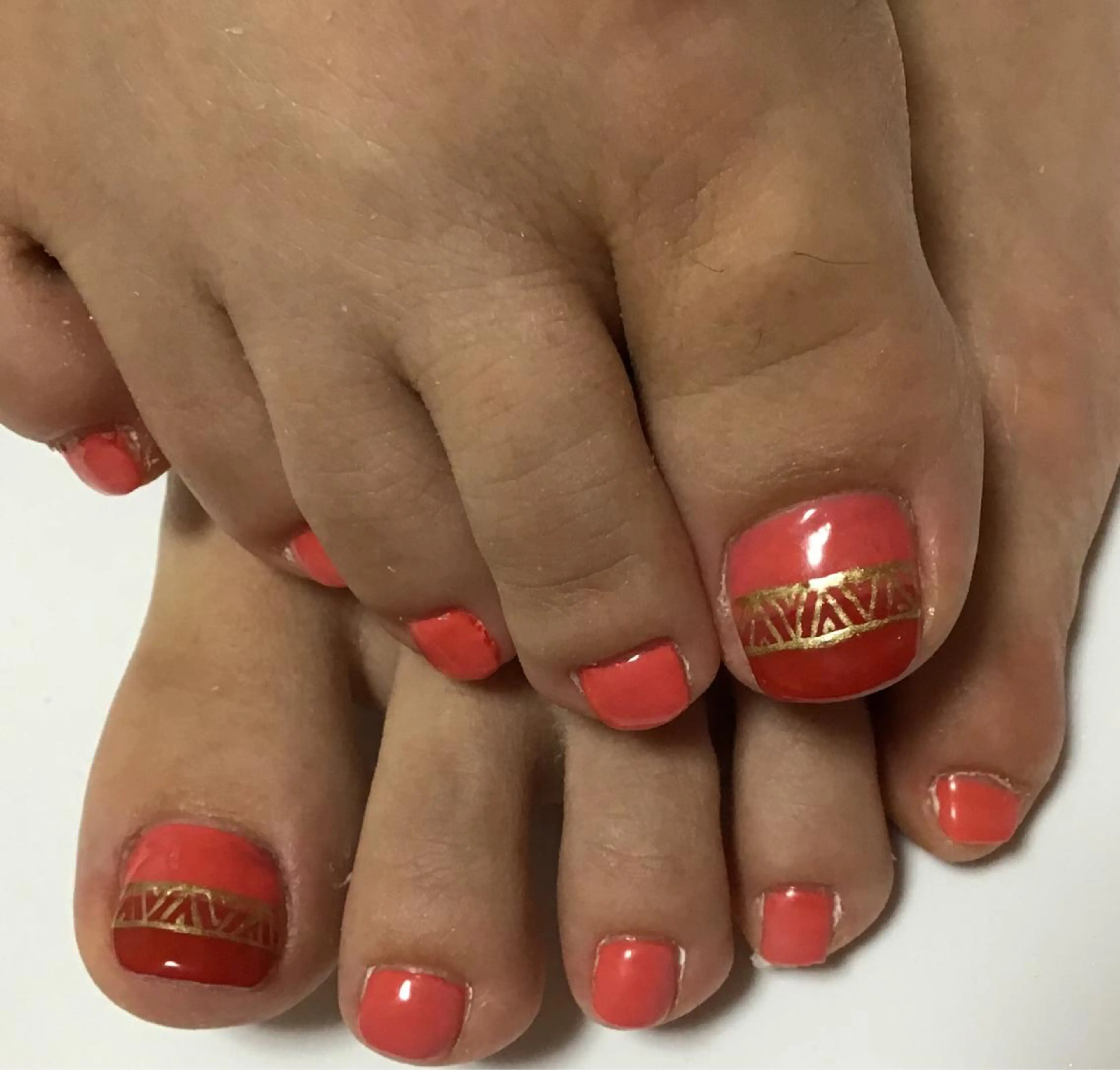 ネイル 赤色 フットネイル gui amichanのネイルデザイン