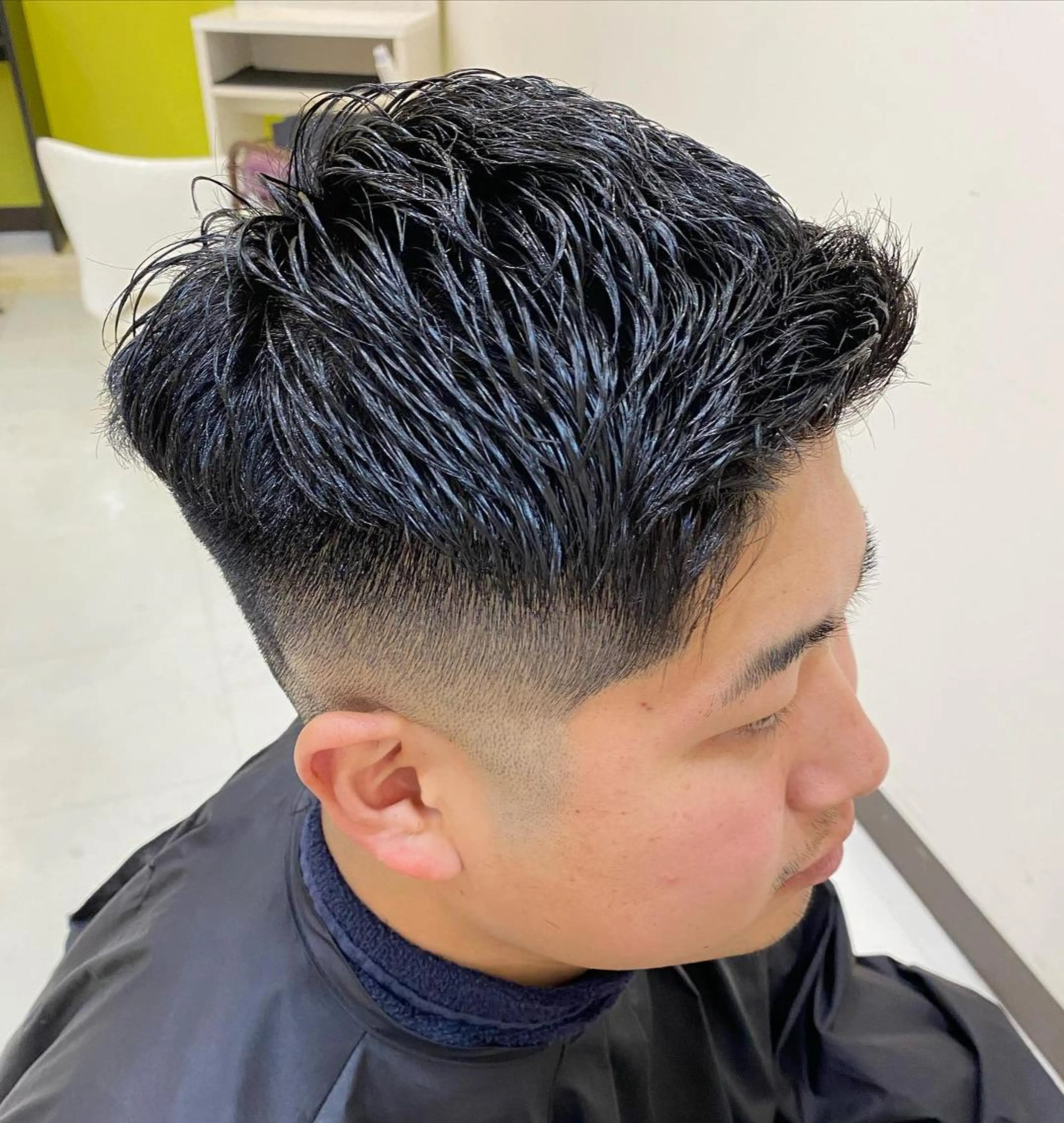 パーマ メンズ フェードカット メンズパーマ プードルパーマ メンズツイストパーマ ツイストスパイラルパーマ 年間2000名担当◎ パーマ職人/仲原佑樹のヘアスタイル