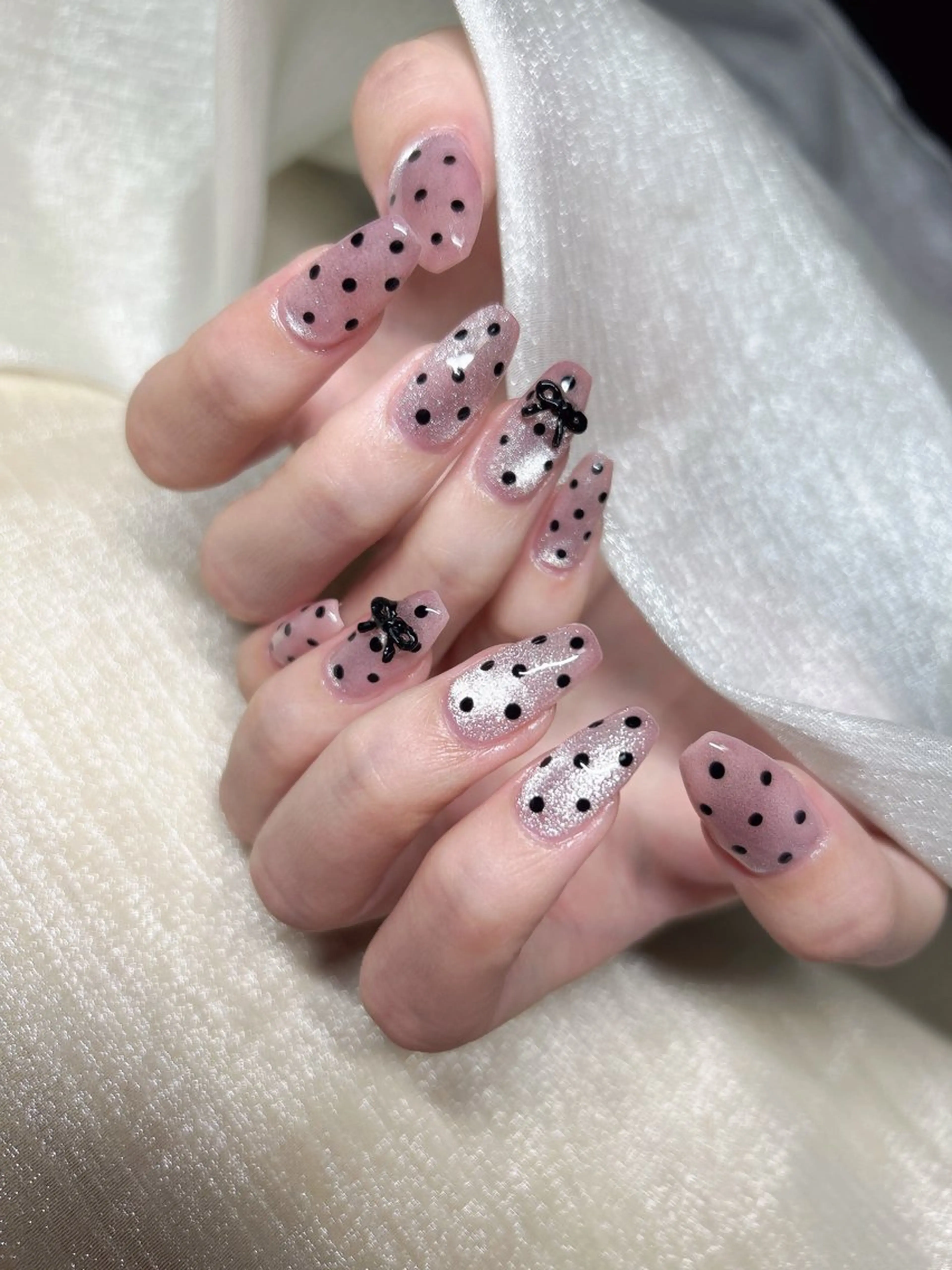 ネイル ドット ハート ホログラムネイル マグネットネイル LUKA NAILのネイルデザイン