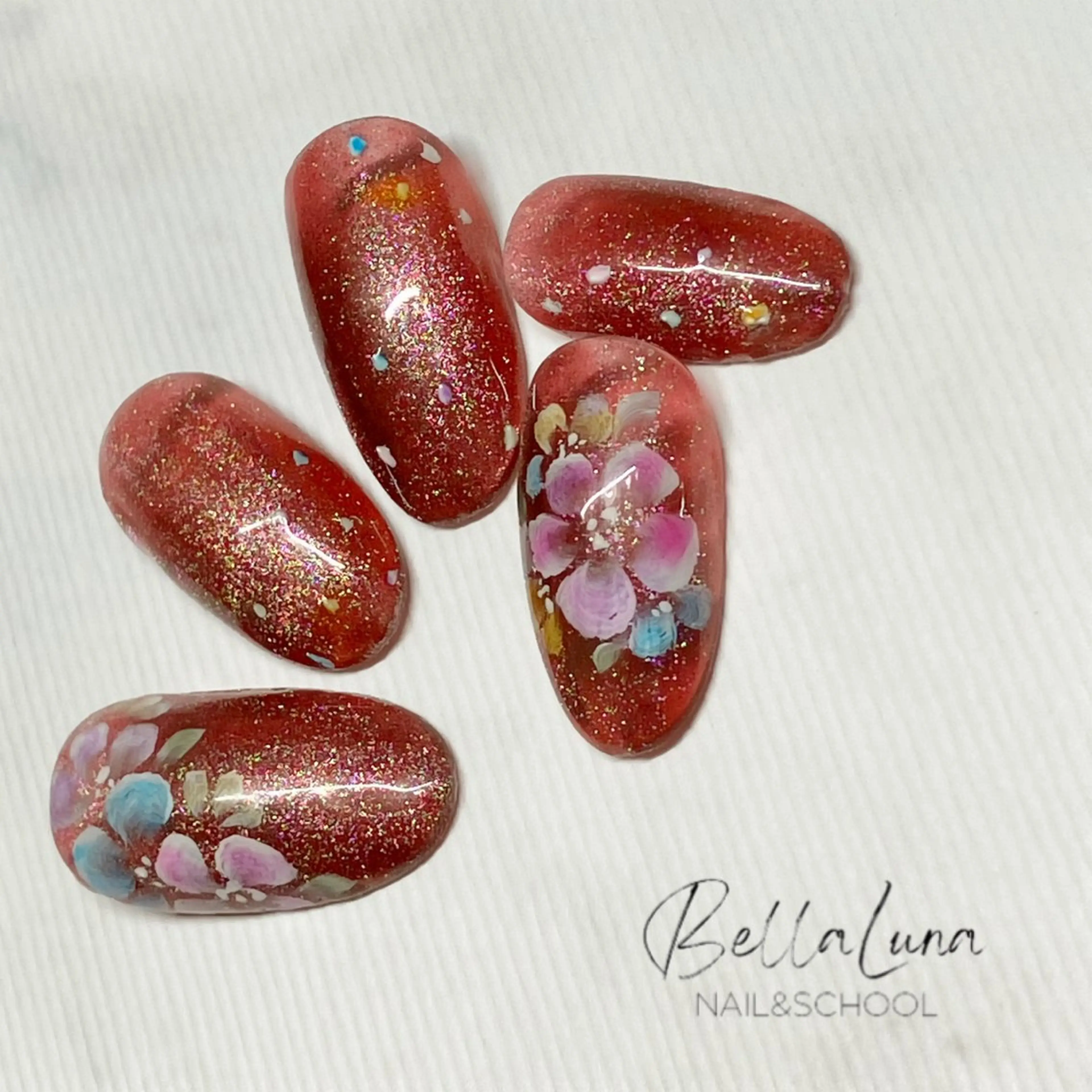 ネイル BellaLuna NAILのネイルデザイン