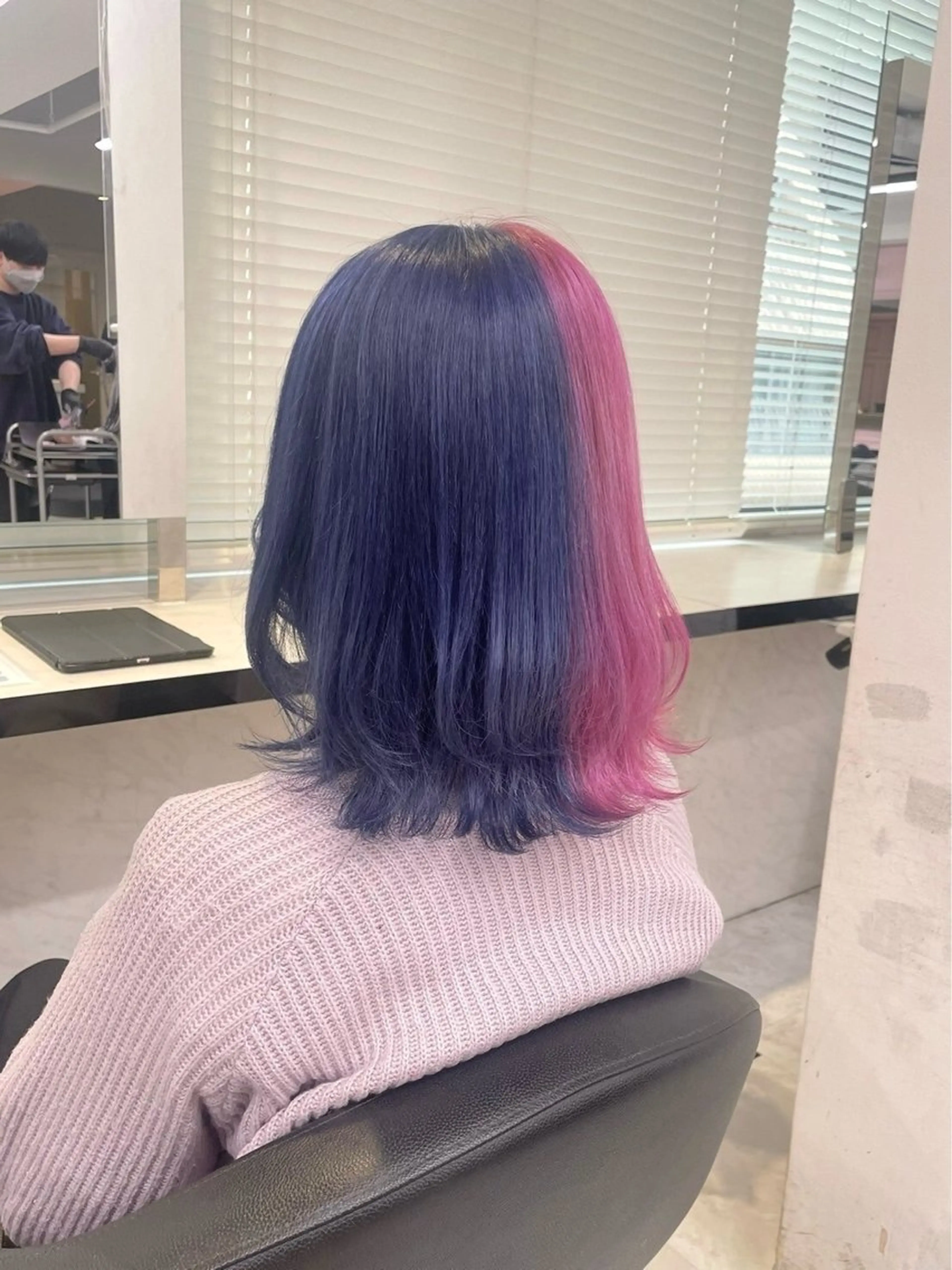 セミロング カラー ヘアアレンジ ヘアカラー 🥀レイヤー×ハイト ーントレンドヘア🥀のヘアスタイル