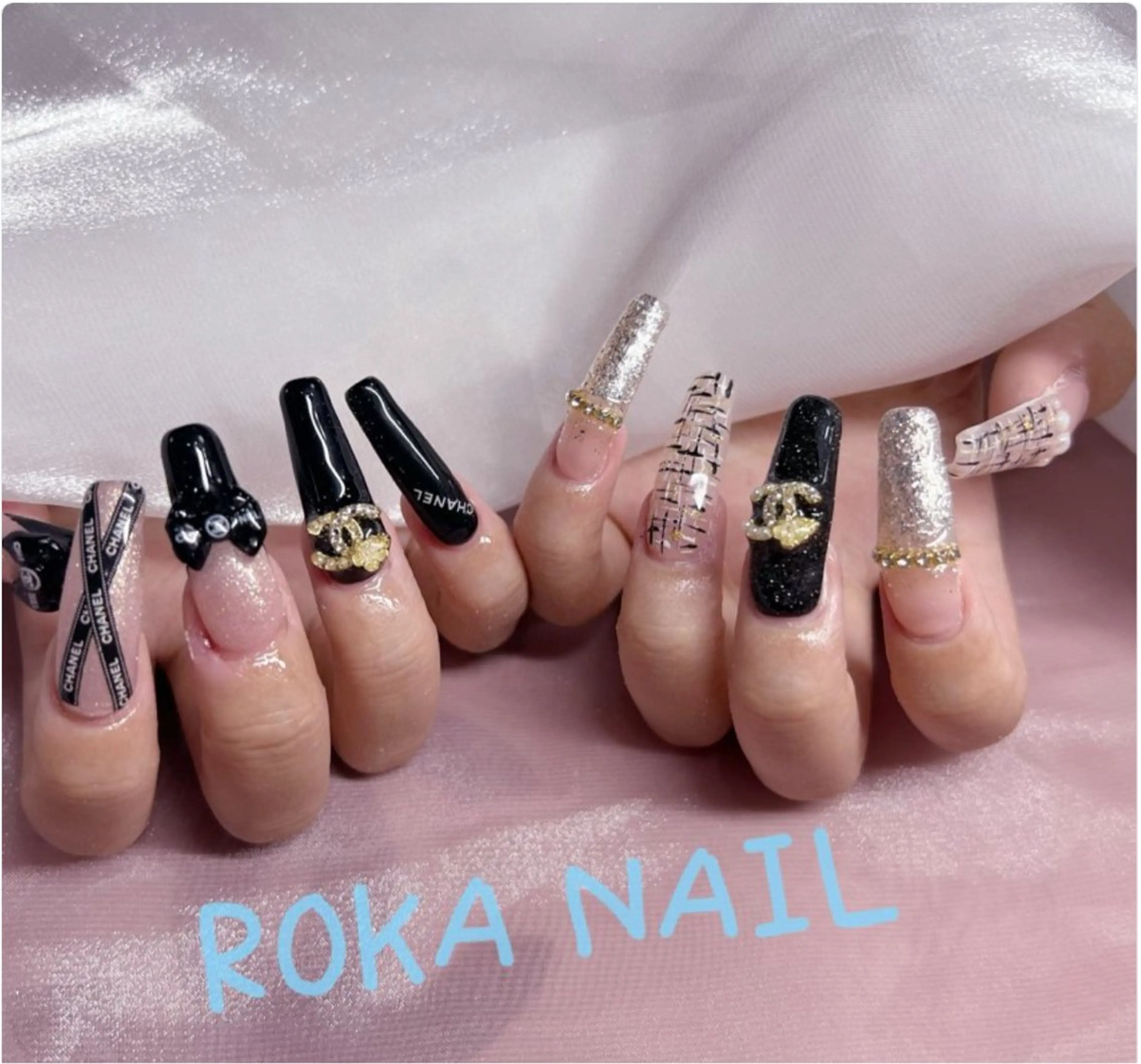 ネイル 長さ出し ロングネイル スカルプネイル ネイルチップ ハンドネイル 小方 サトミのネイルデザイン