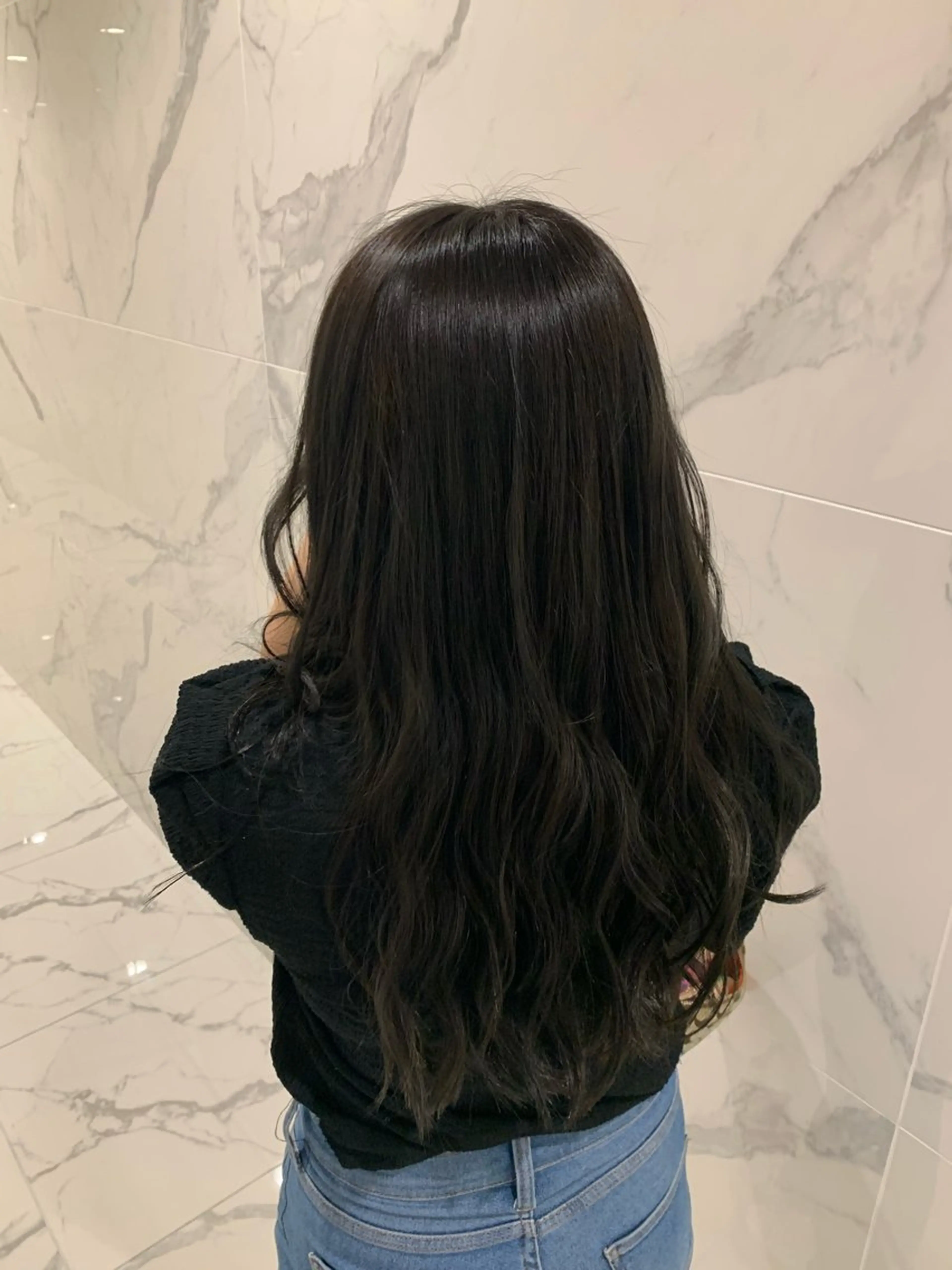 ロング カラー カット ヘアカラー 大坪 新之介のヘアスタイル