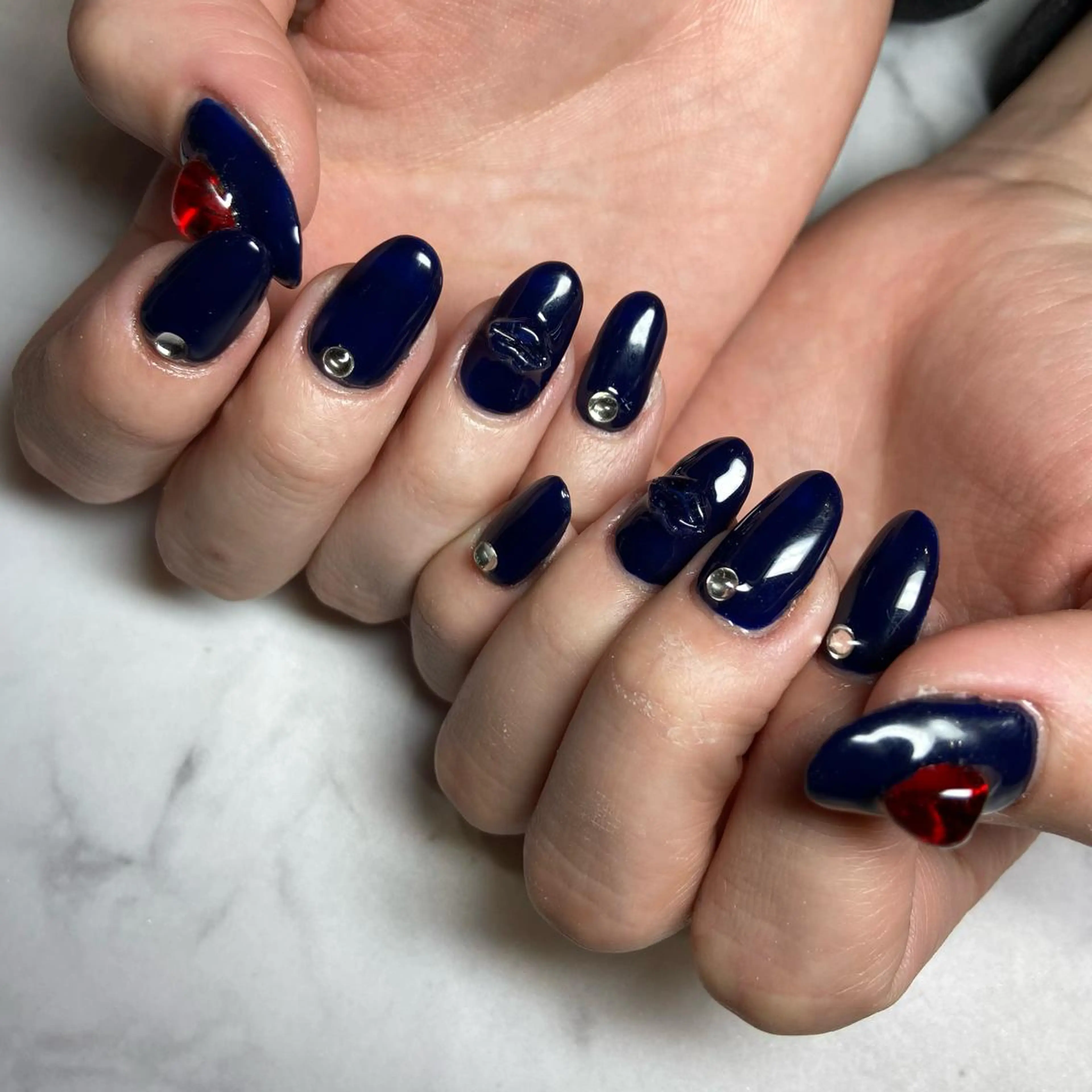 ネイル ハンドネイル YUN 💅のネイルデザイン
