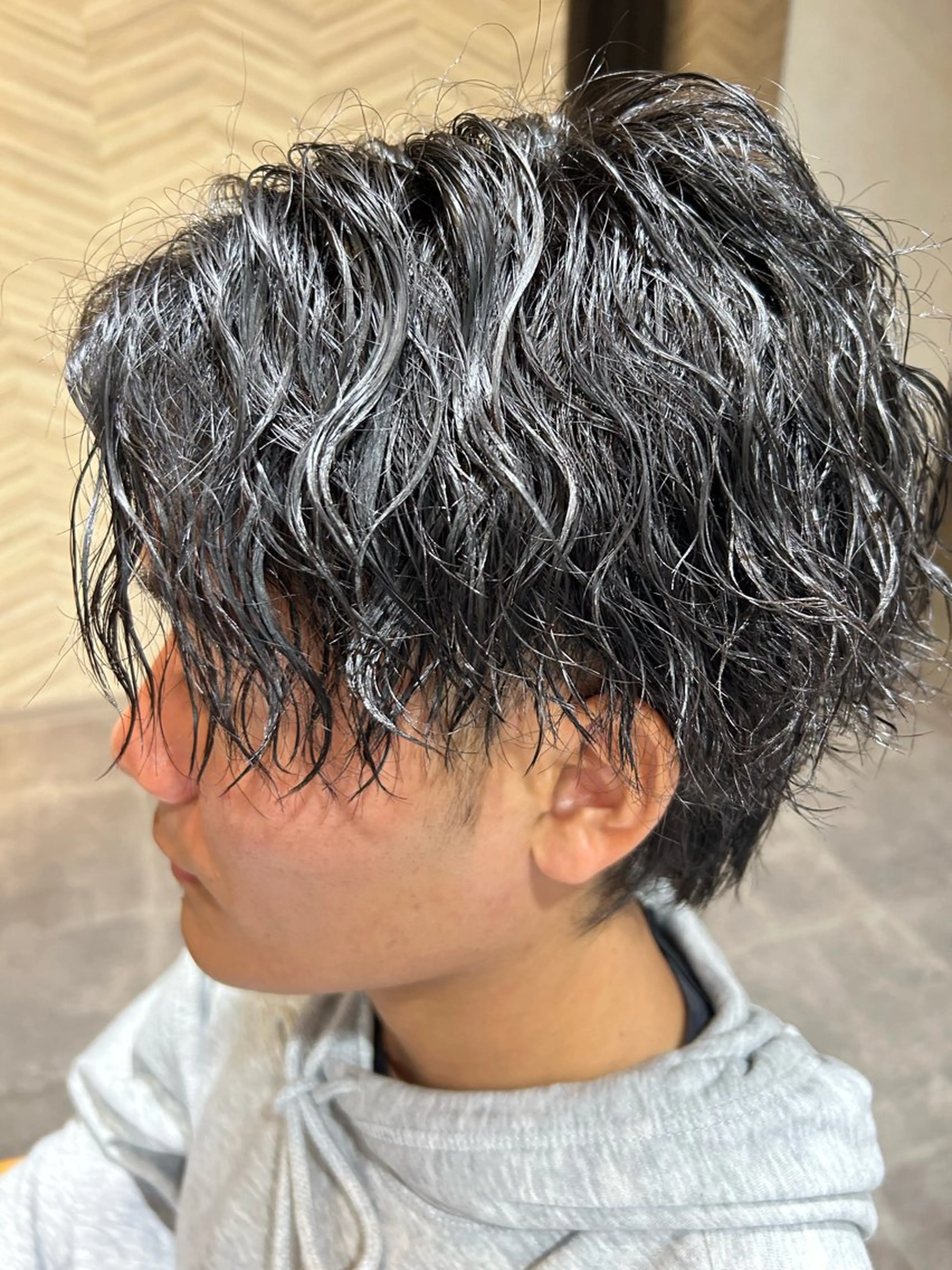 ミディアム ミディアムパーマ 福壽 智也のヘアスタイル