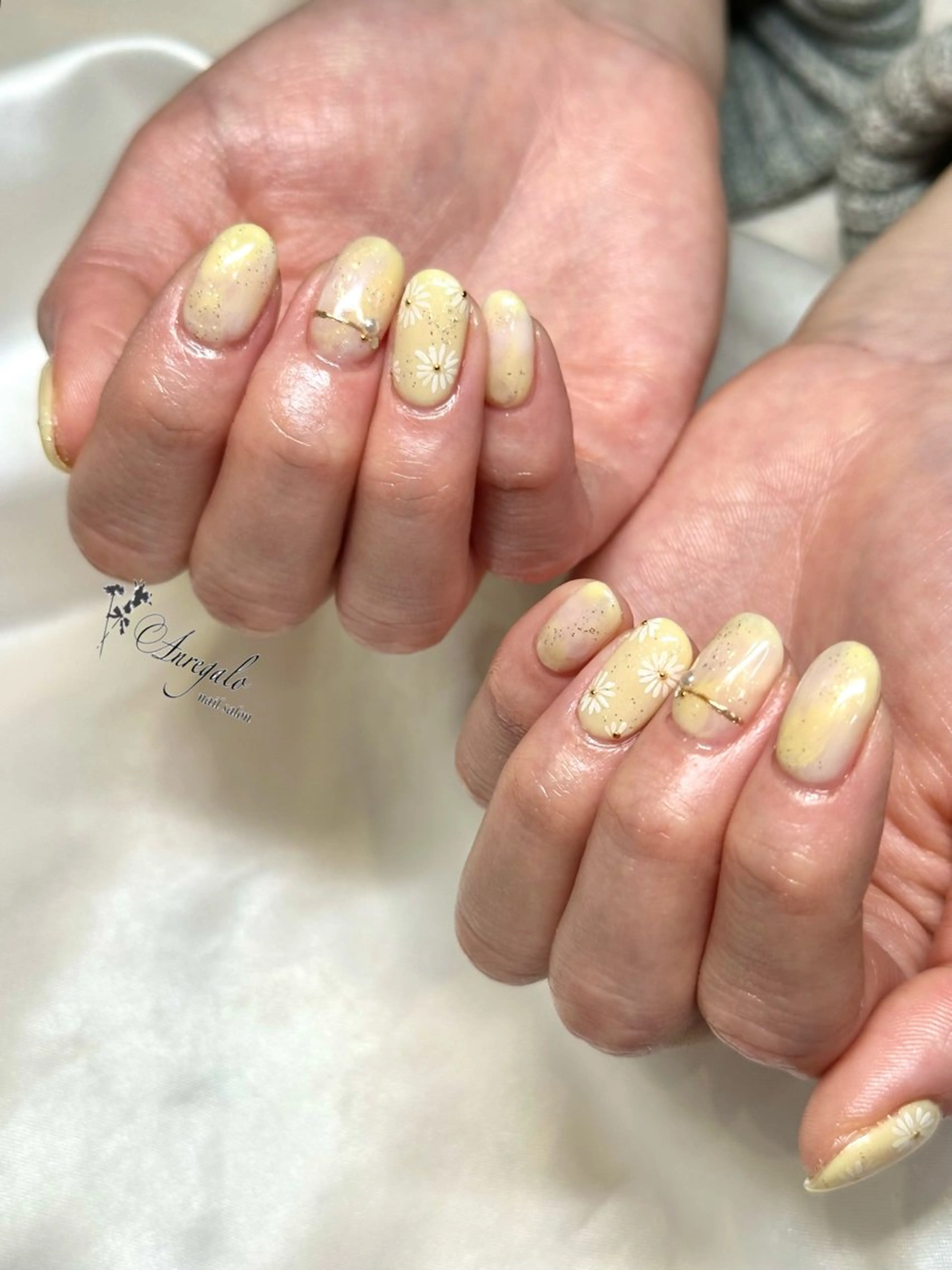 ネイル ジェルネイル オフィスネイル パラジェル 春ネイル 黄色 橋本 麻未のネイルデザイン