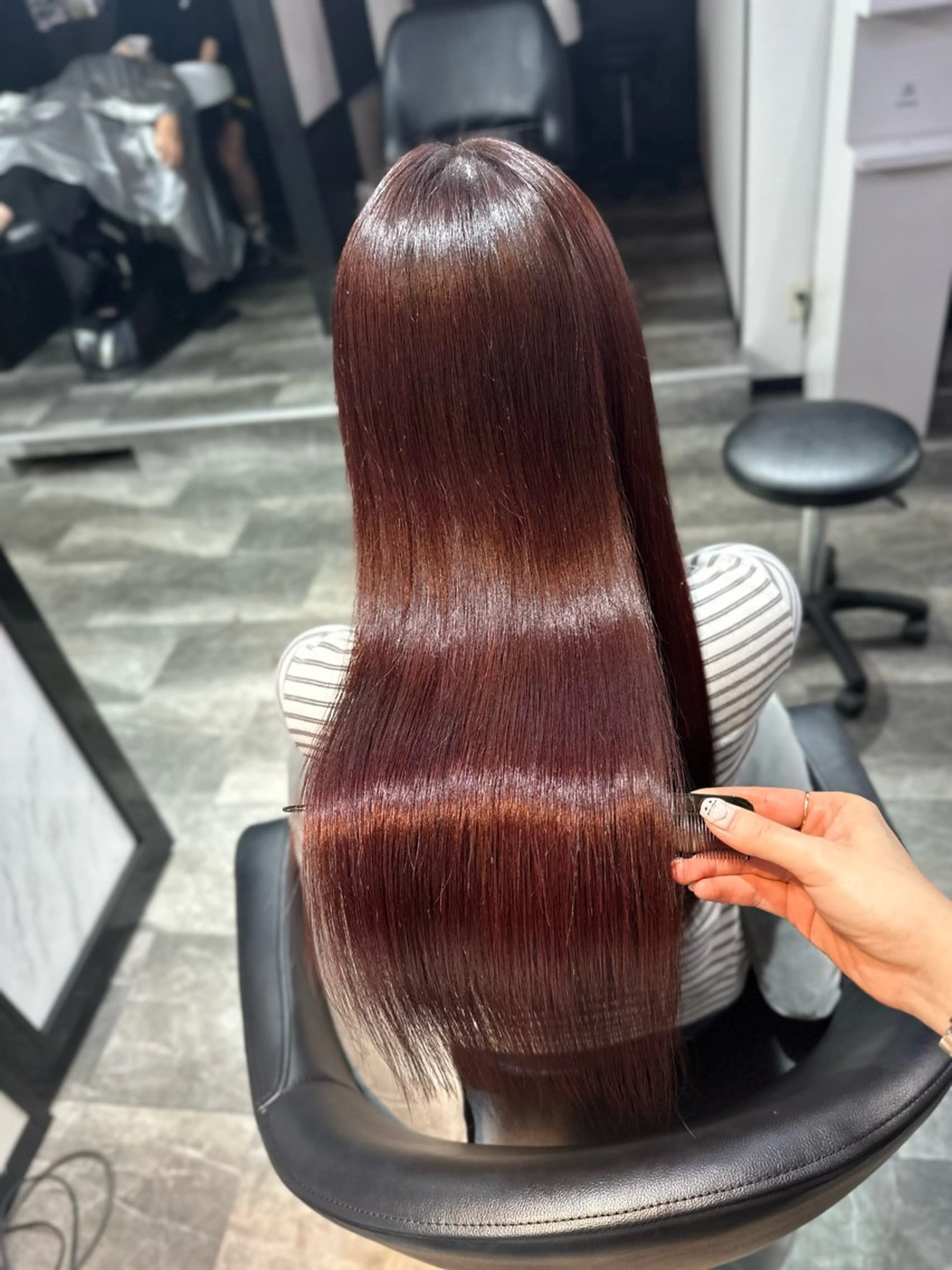 ロング カラー カット ヘアカラー トリートメント 近藤千翔🩵 髪質改善Periodのエステ・リラクイメージ