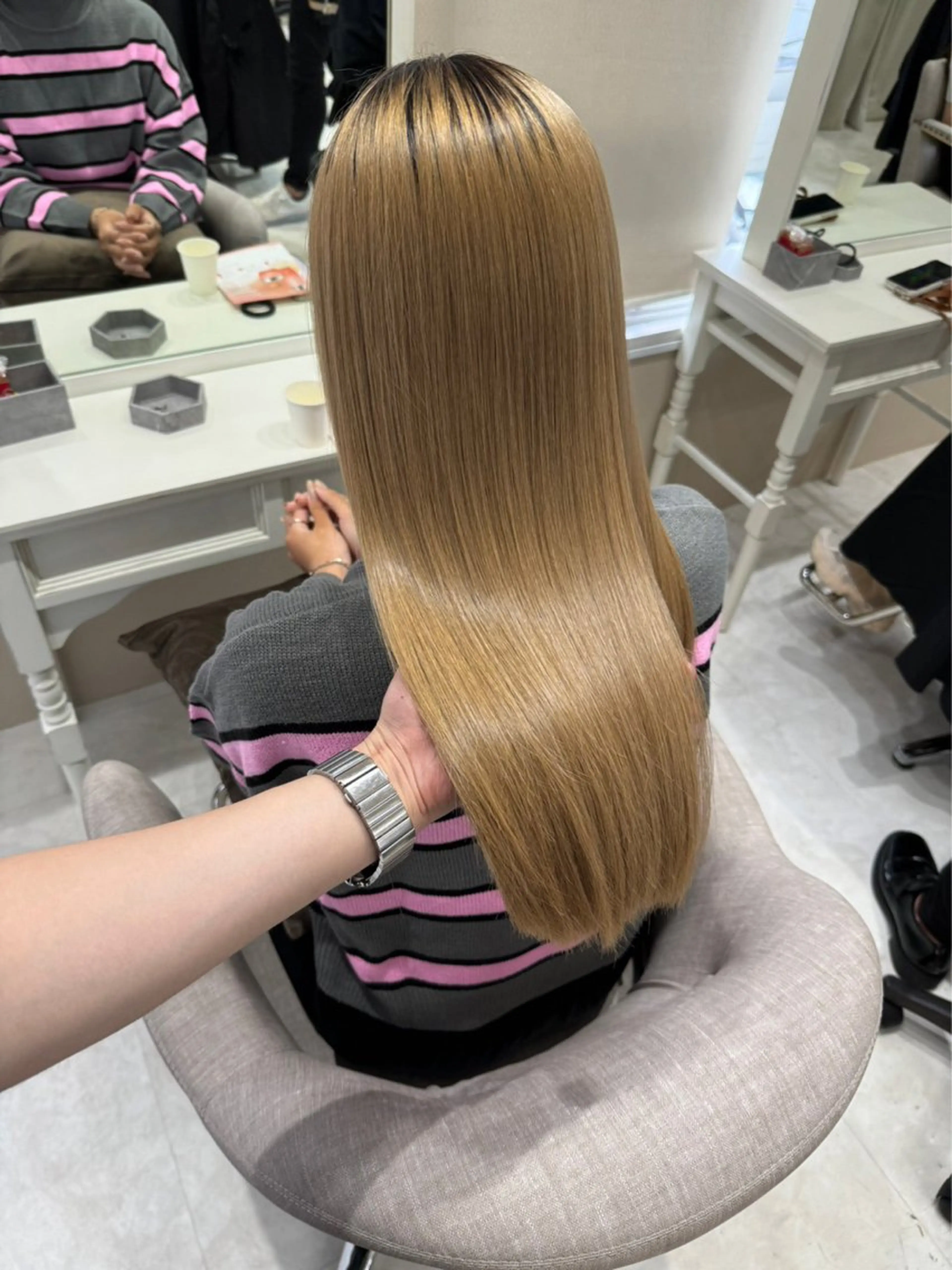 セミロング 髪質改善×韓国ヘア HIROのヘアスタイル