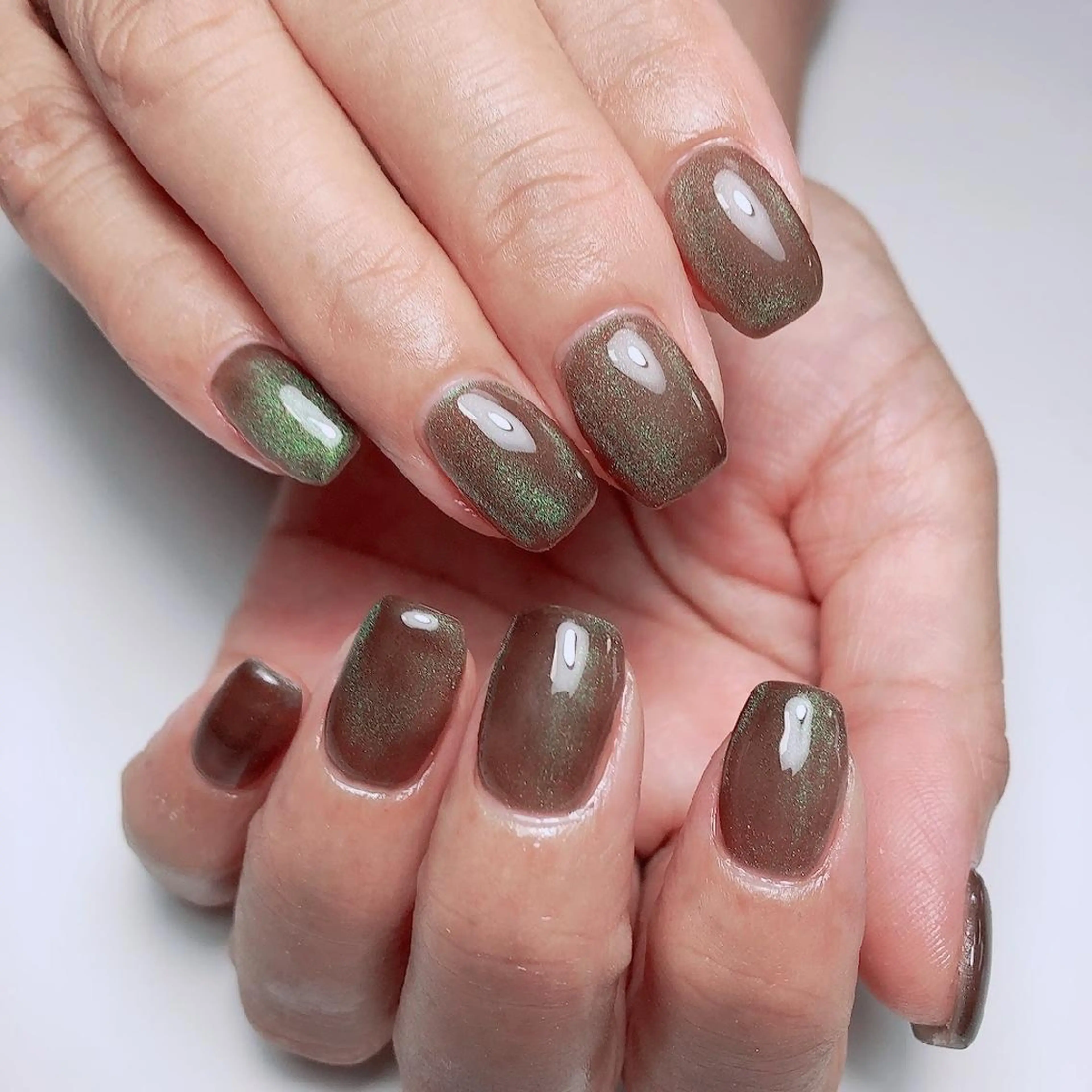 ミディアム ネイル マグネットネイル ☺︎山部 志麻☺︎のネイルデザイン