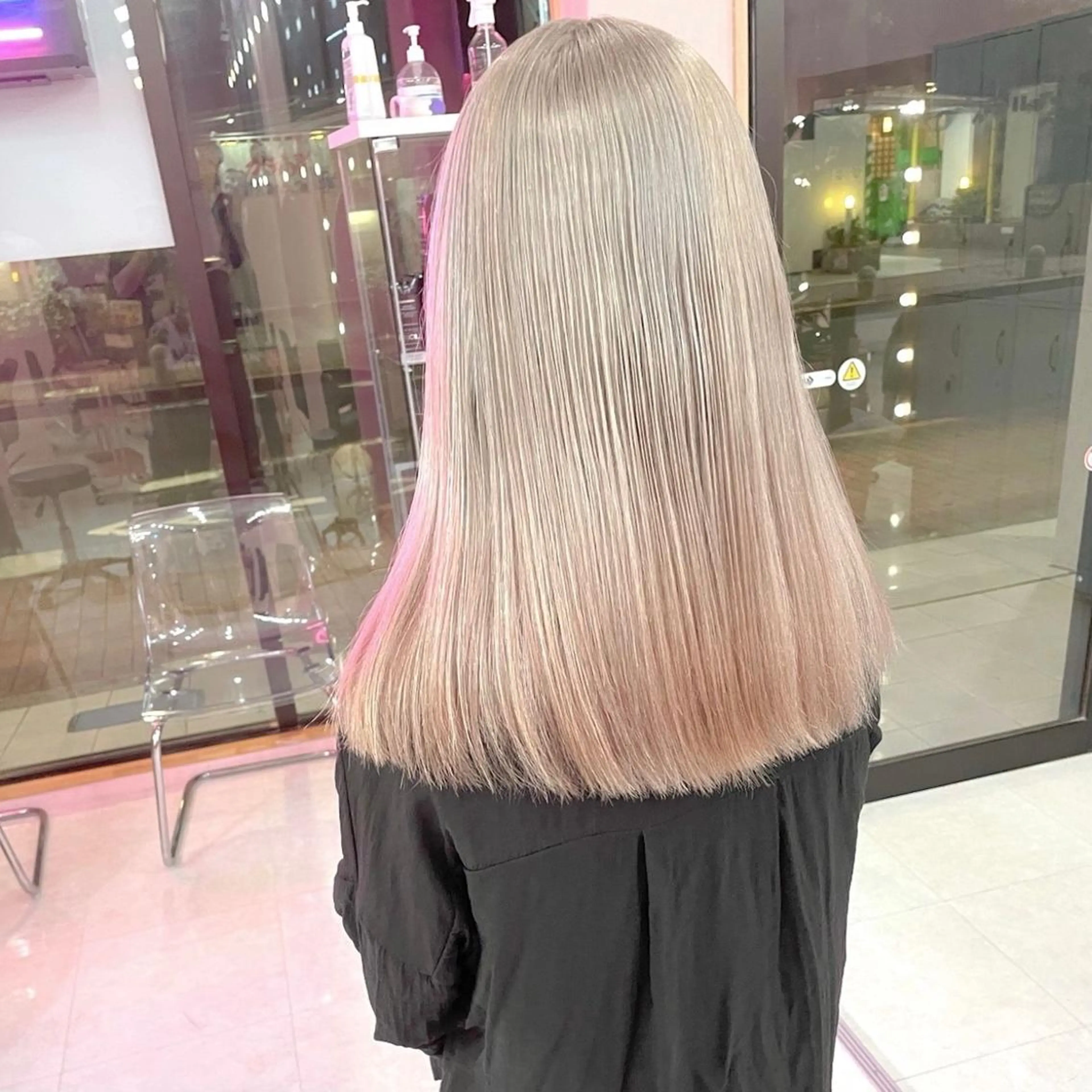 カラー アッシュ アッシュグレー アッシュグレージュ バレイヤージュ ミストバング 🫧似合わせデザイン 🫧MIKU🪼のヘアスタイル