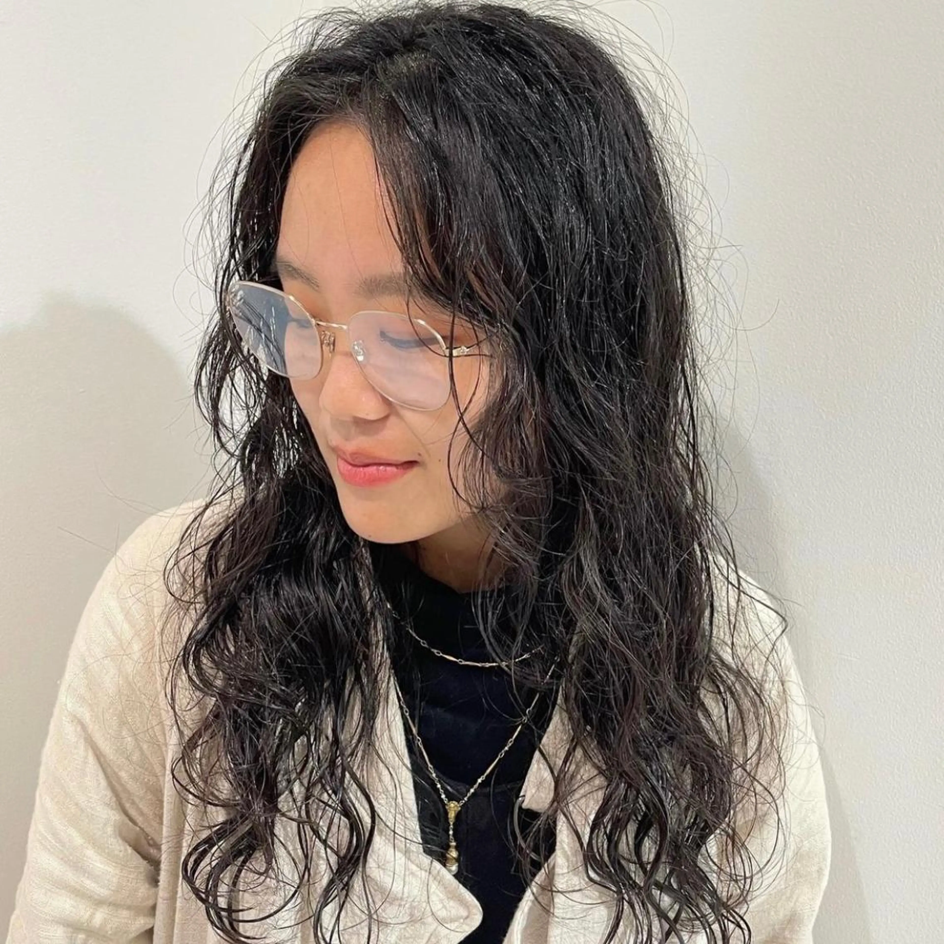 ロング パーマ ハイライト 髪質改善 韓国風ヘア 縮毛矯正 トリートメント カット パーマ 髪質改善カラー/ボブ 🌻Mutsumiのヘアスタイル