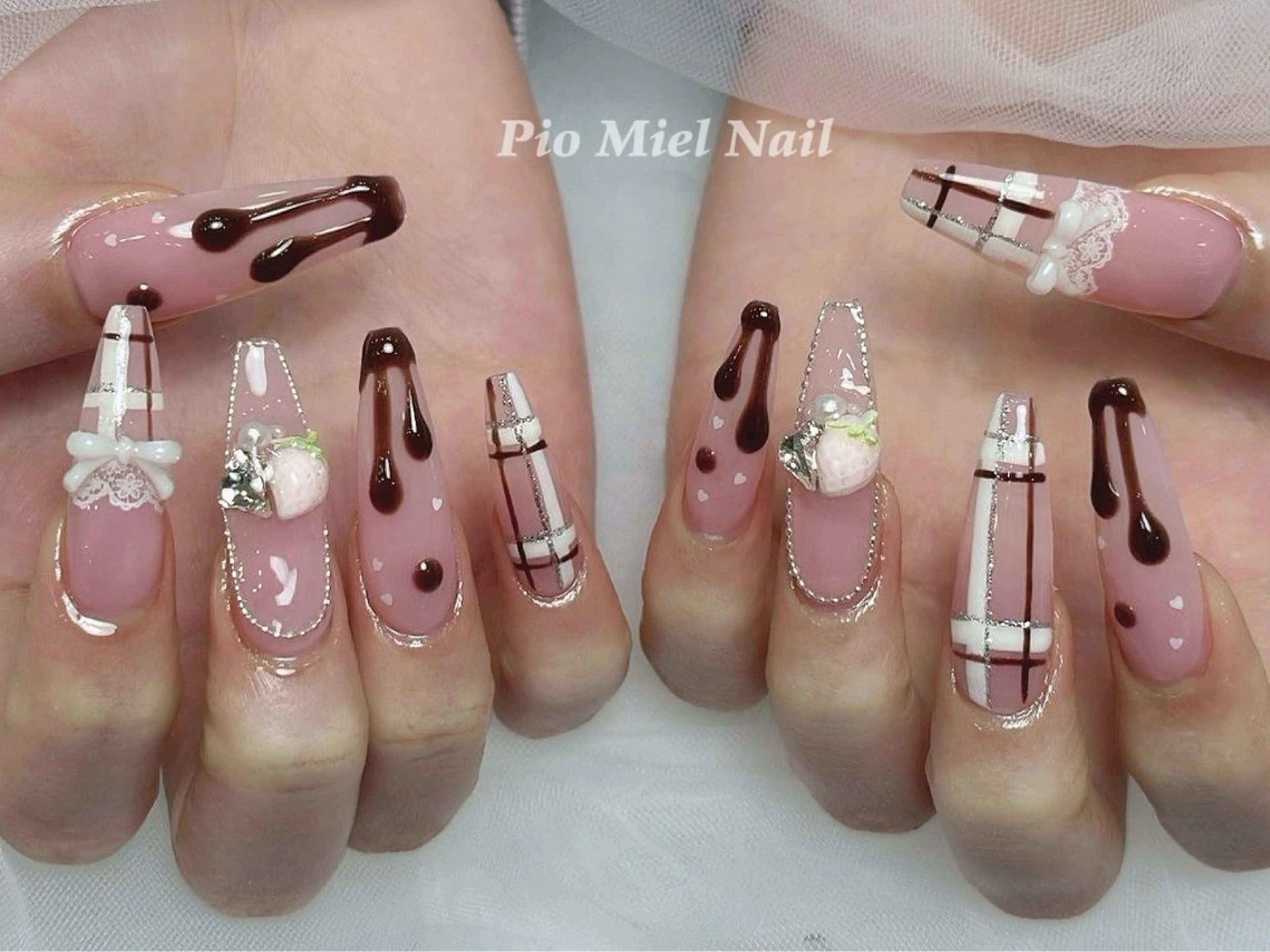 ネイル momo 長さだしのネイルデザイン