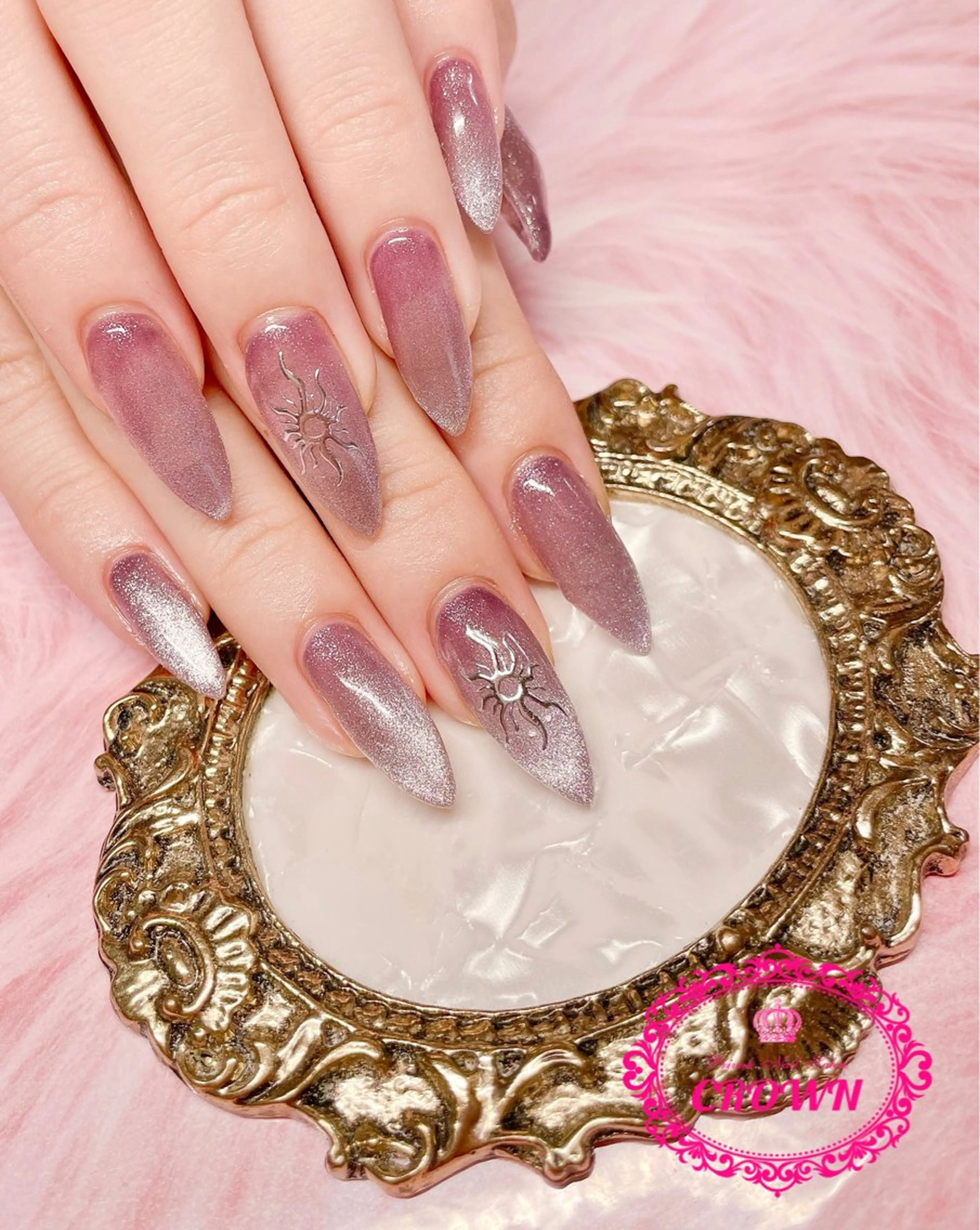 ネイル CROWN プライベートサロンのネイルデザイン