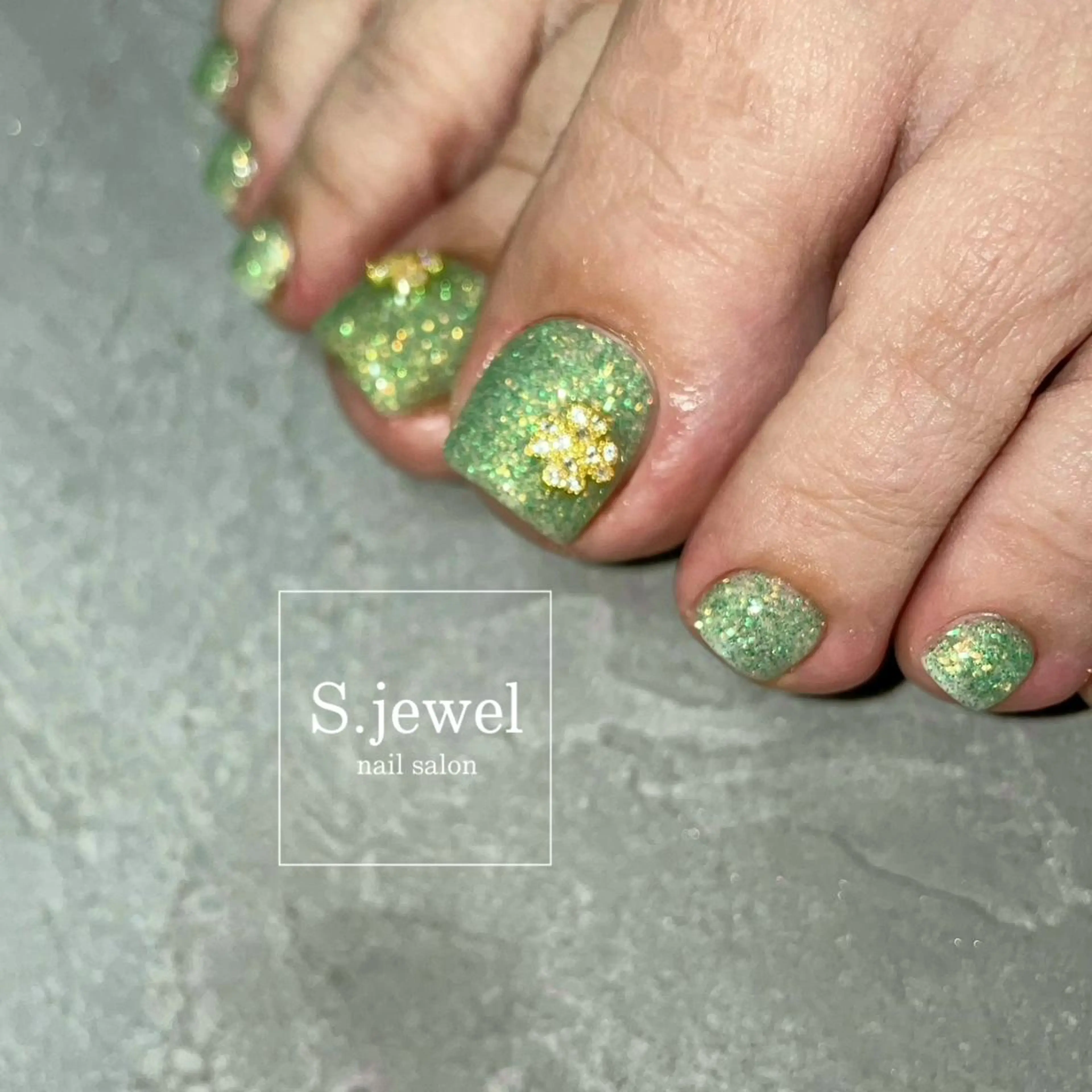 ネイル S. JEWELのネイルデザイン