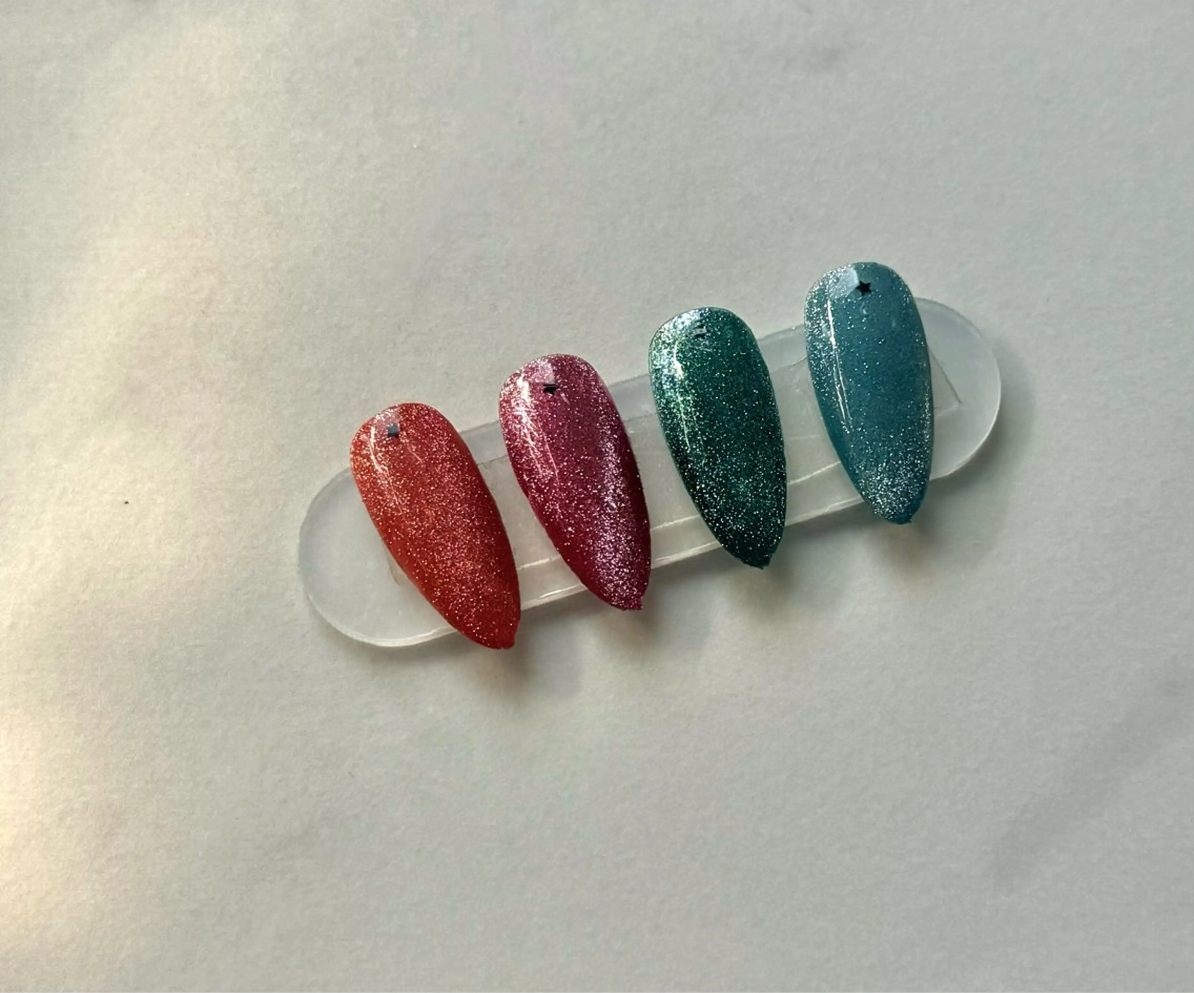 ネイル フットネイル ワンカラーネイル M. KOTOMIのネイルデザイン