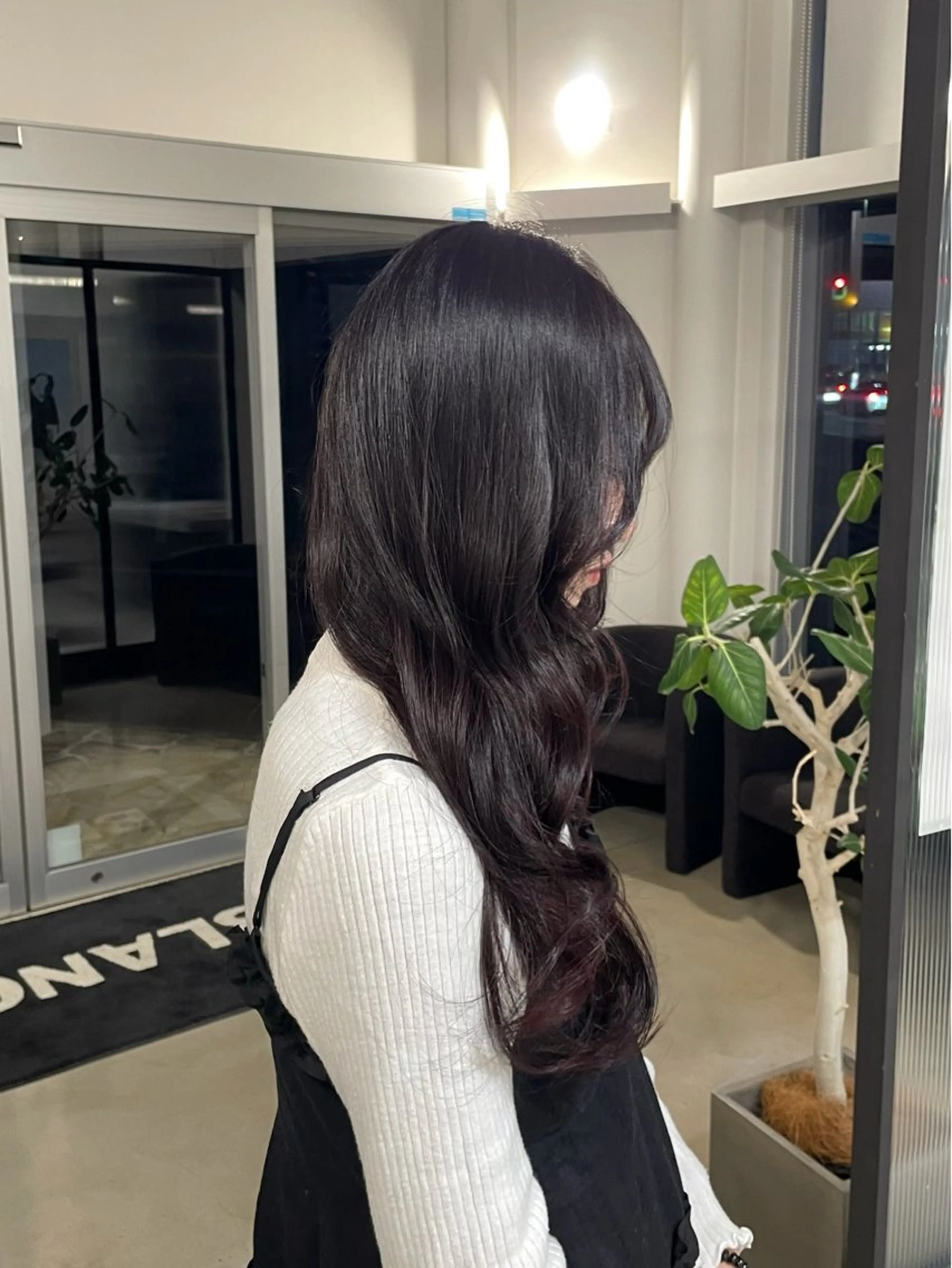 ロング カラー 韓国ヘア/透明感カラ ー/メンズレディースのヘアスタイル