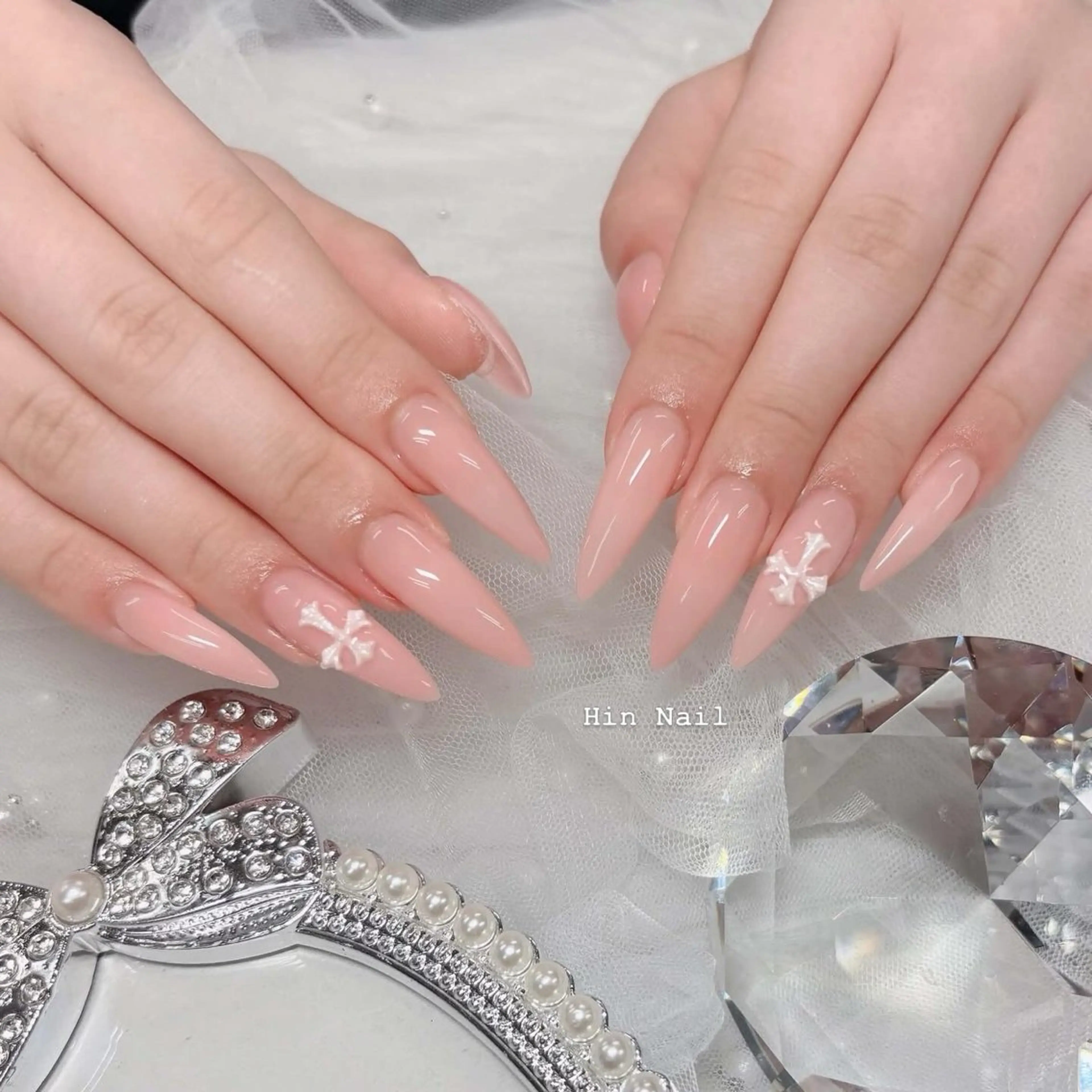 ネイル ハンドネイル HIN NAILのネイルデザイン