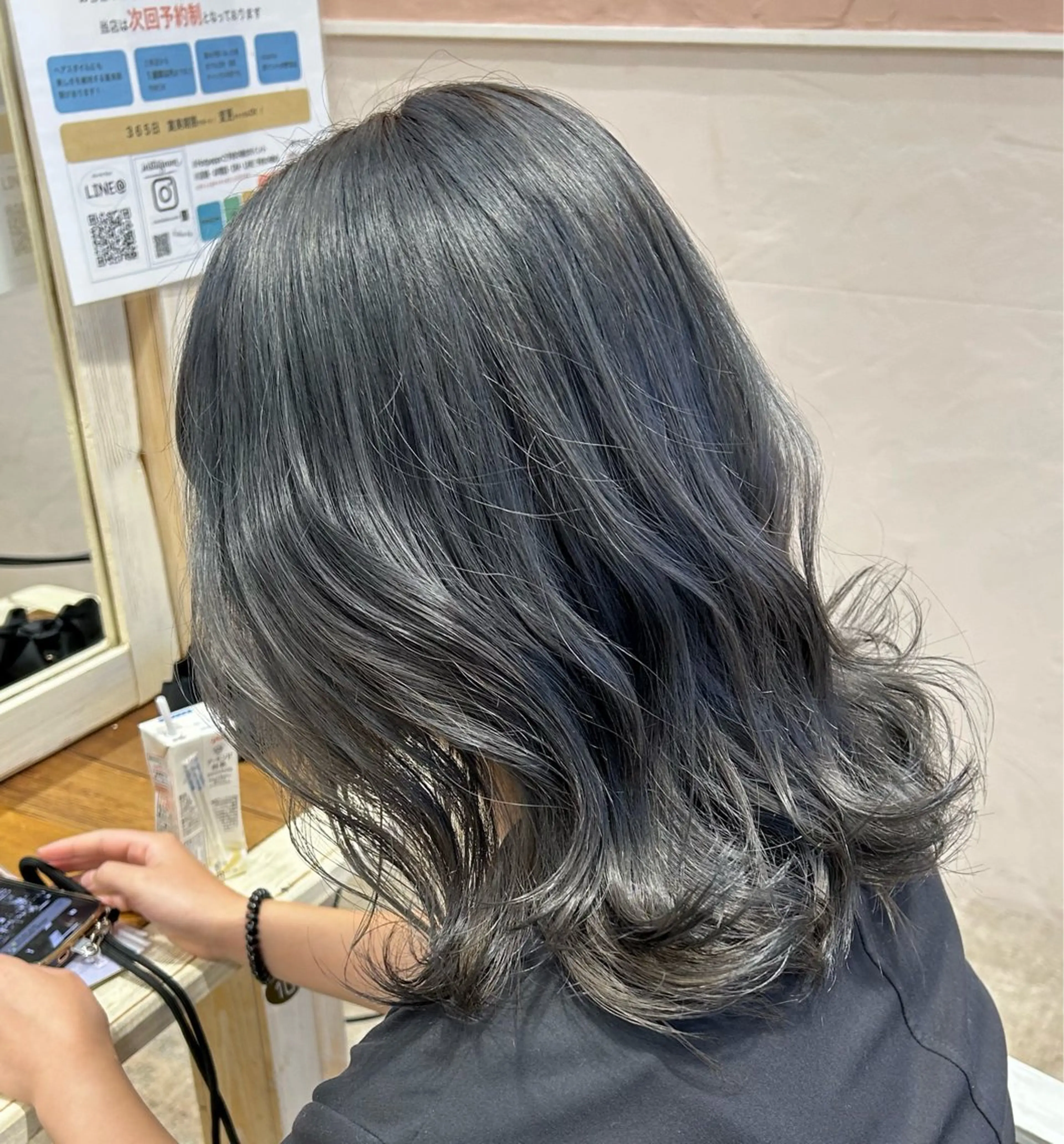 カラー 横山ダブルカラー ハイライト透明感カラのヘアスタイル