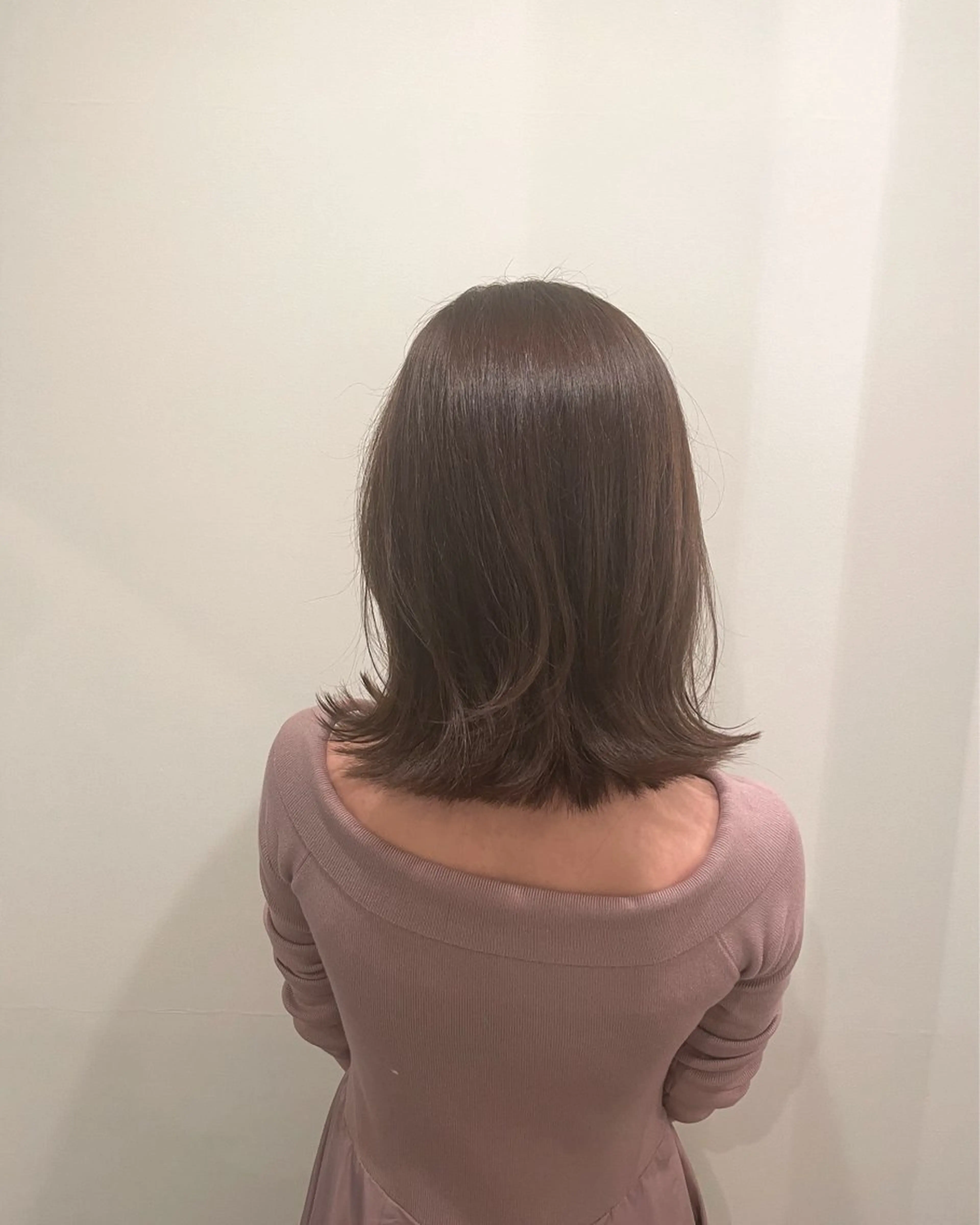 ミディアム カラー ボブレイヤー ベージュカラー ダブルカラー ラベンダーカラー ラベンダーベージュ カット ニュアンスカラー🫧 加納のヘアスタイル