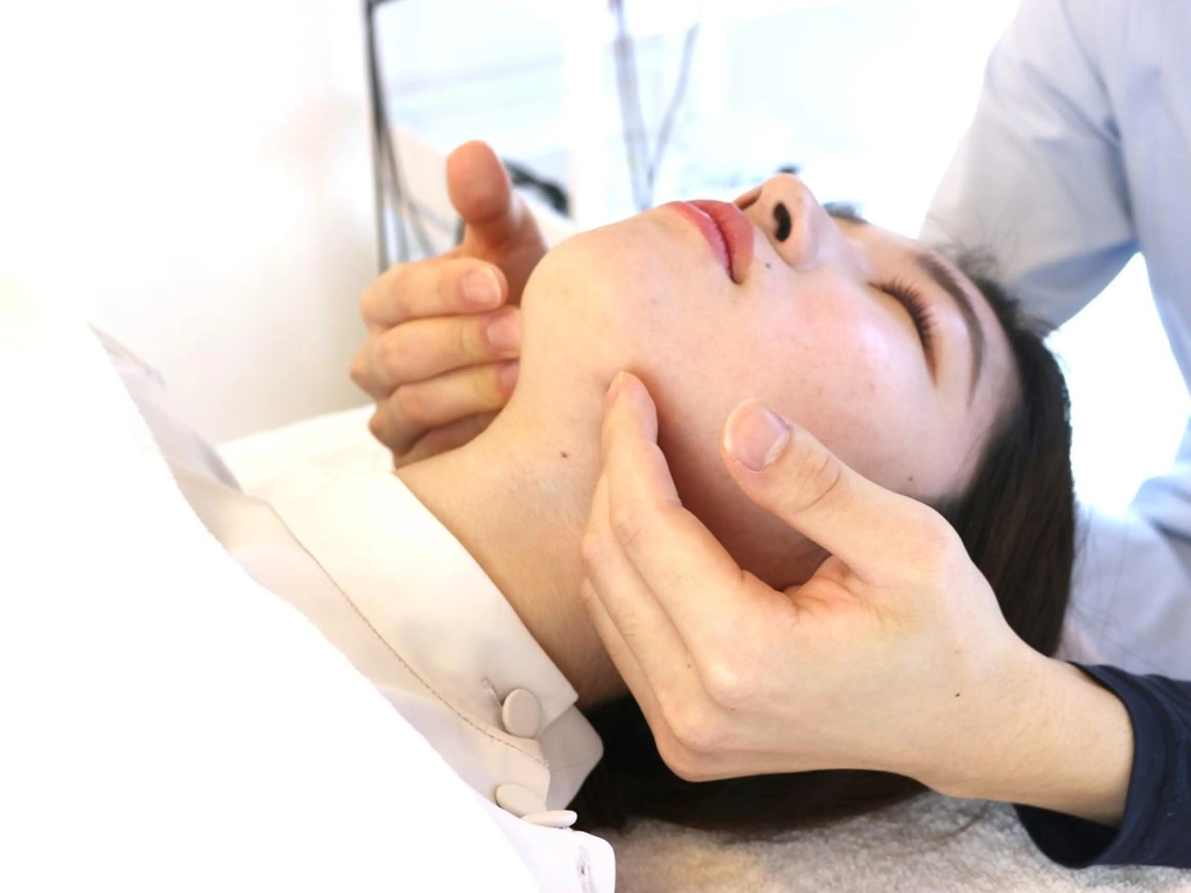 エステ リラク 同心整骨院 美容鍼・整体・小顔のエステ・リラクイメージ