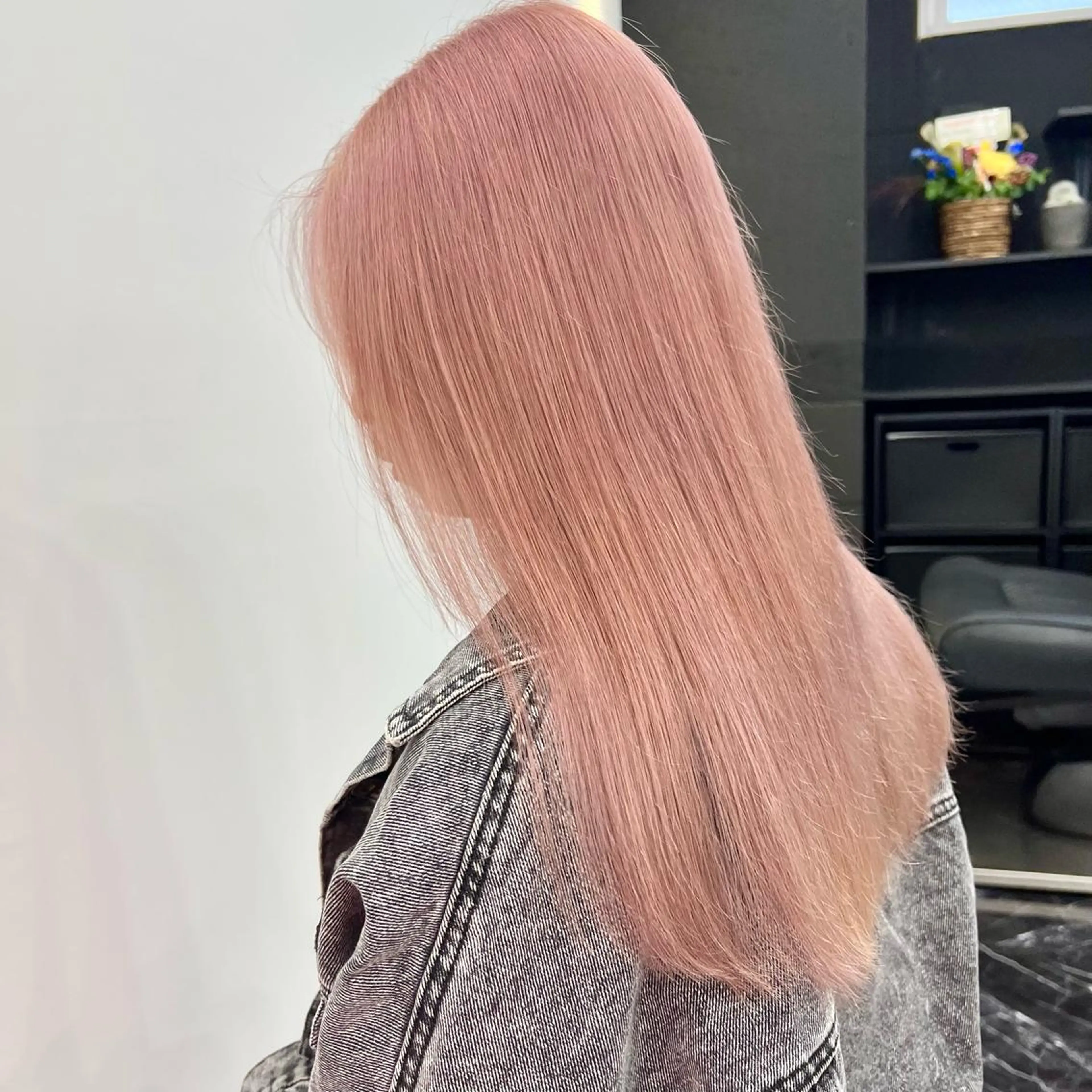 ミディアム カラー ブリーチ ハイトーンカラー ピンクカラー ホワイトピンク ケアブリーチ×ハイト ーン専門/SHOTAのヘアスタイル