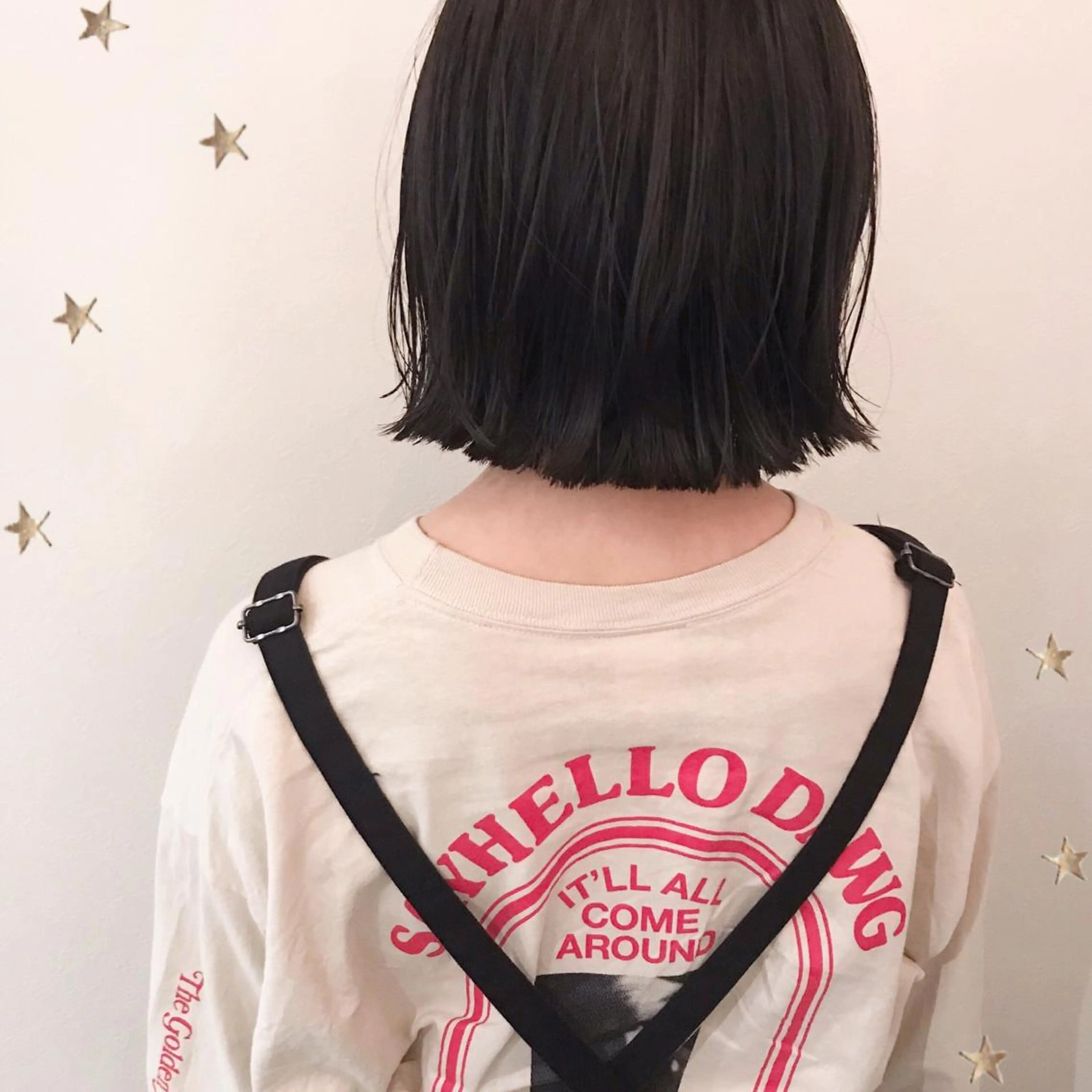 ミディアム カラー 市川 千夏のヘアスタイル