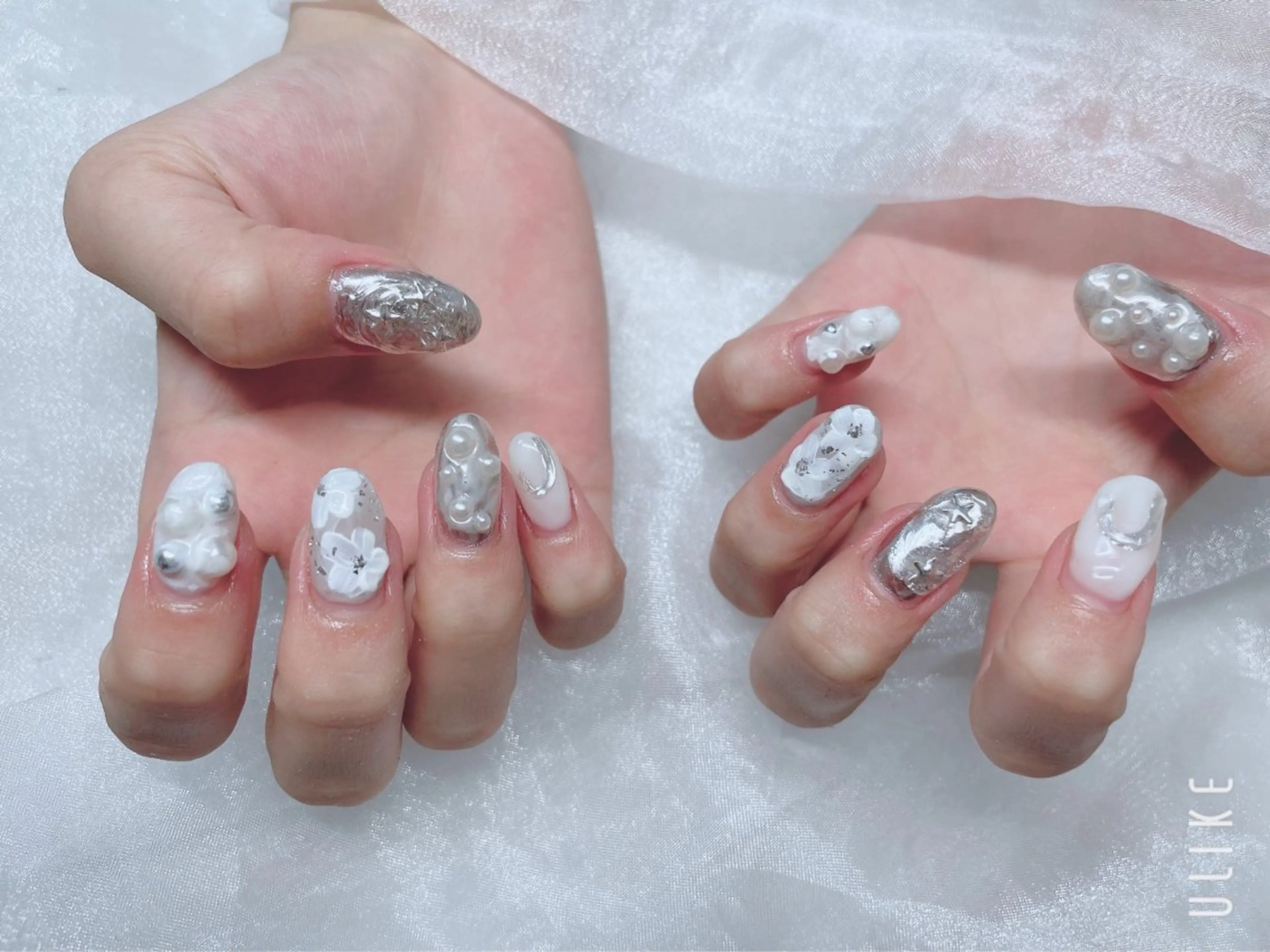 ネイル ニュアンスネイル BABY LION :Linaのネイルデザイン