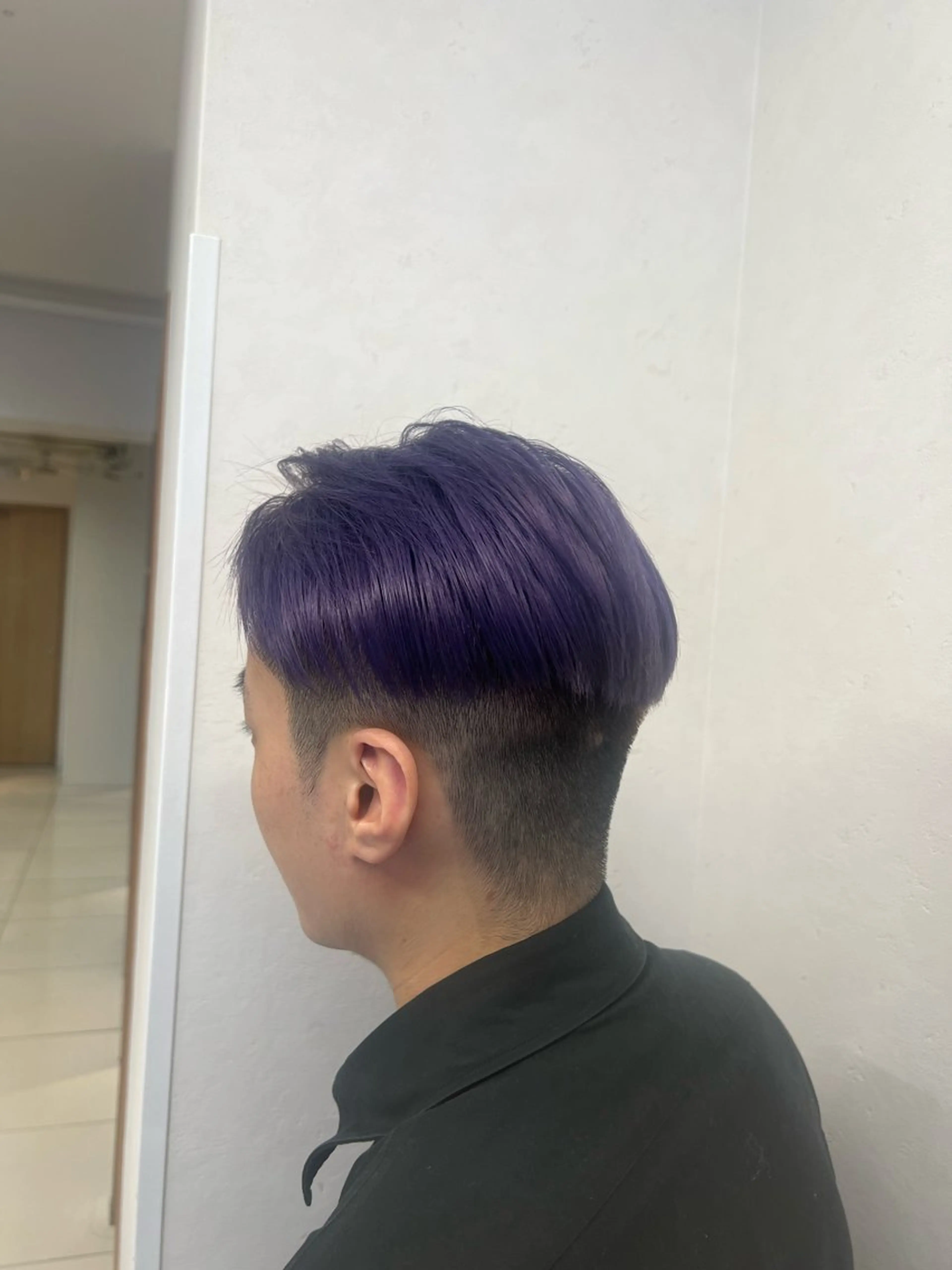 カラー メンズ メンズブリーチ ブリーチ シルバー カット ヘアカラー ボブ/透明感カラー /さちかのヘアスタイル