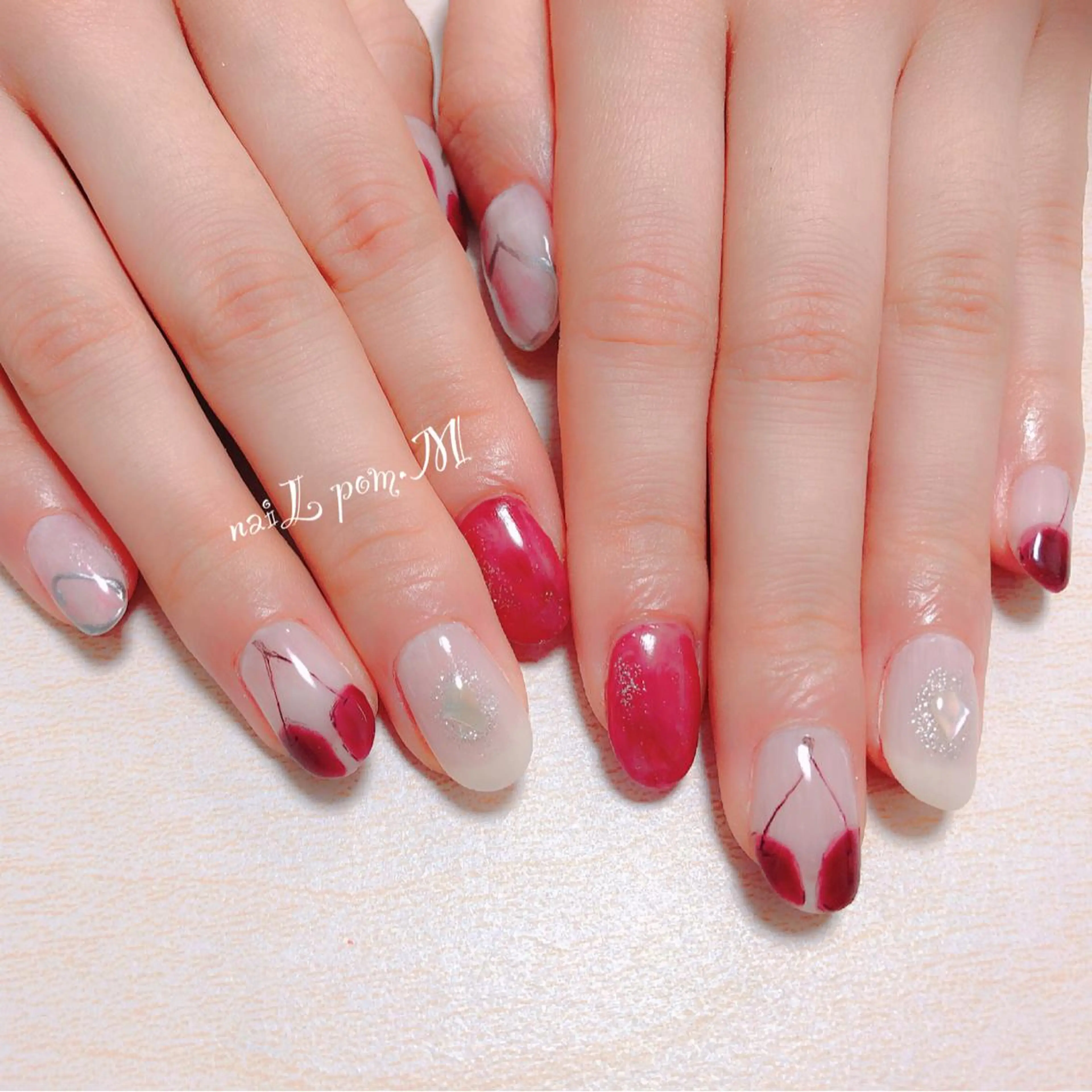 ネイル ニュアンスネイル ハンドネイル ハンドケア naiL pom.Mのネイルデザイン