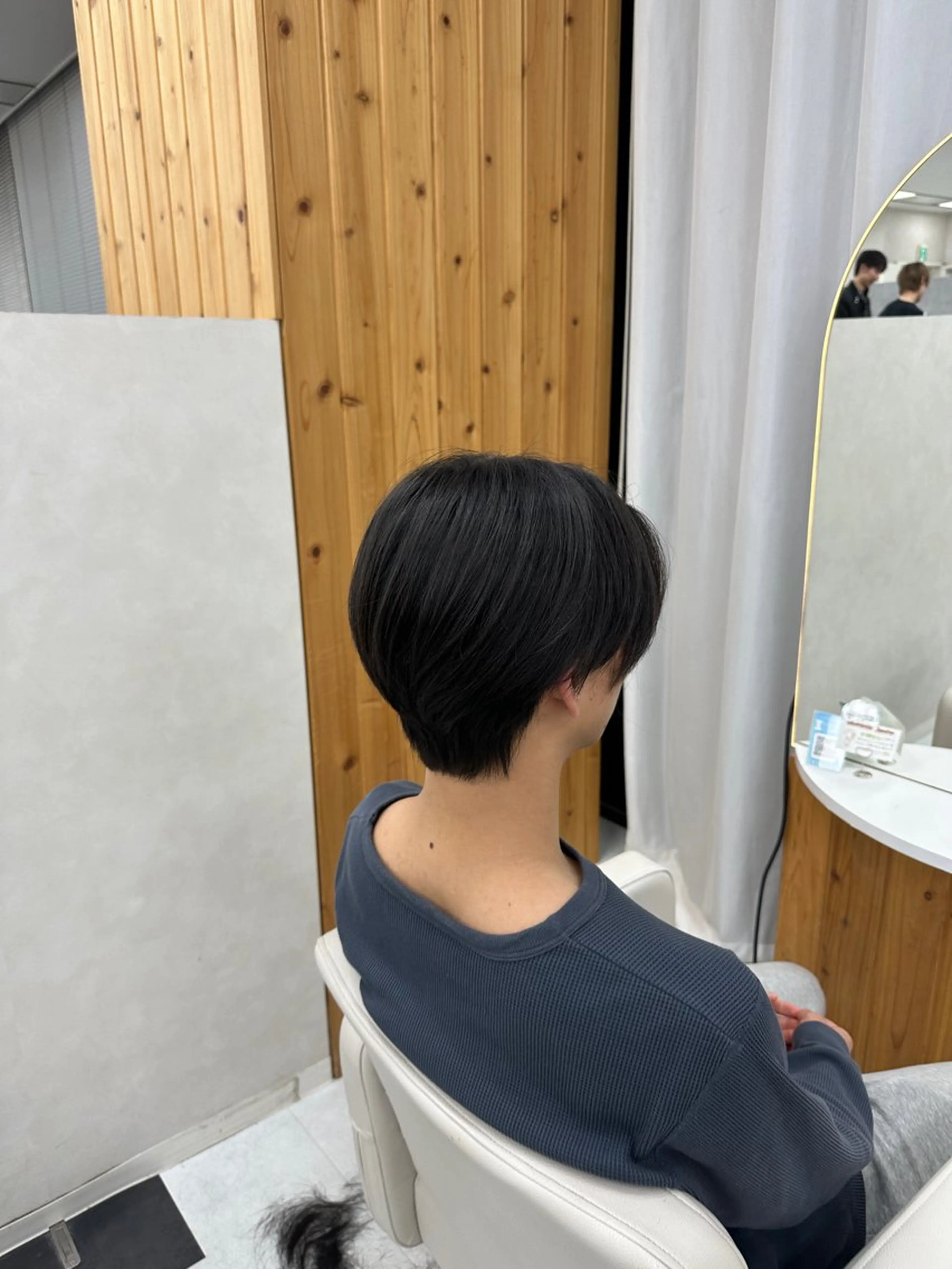 メンズ マッシュ 刈り上げ 大場 賀句のヘアスタイル