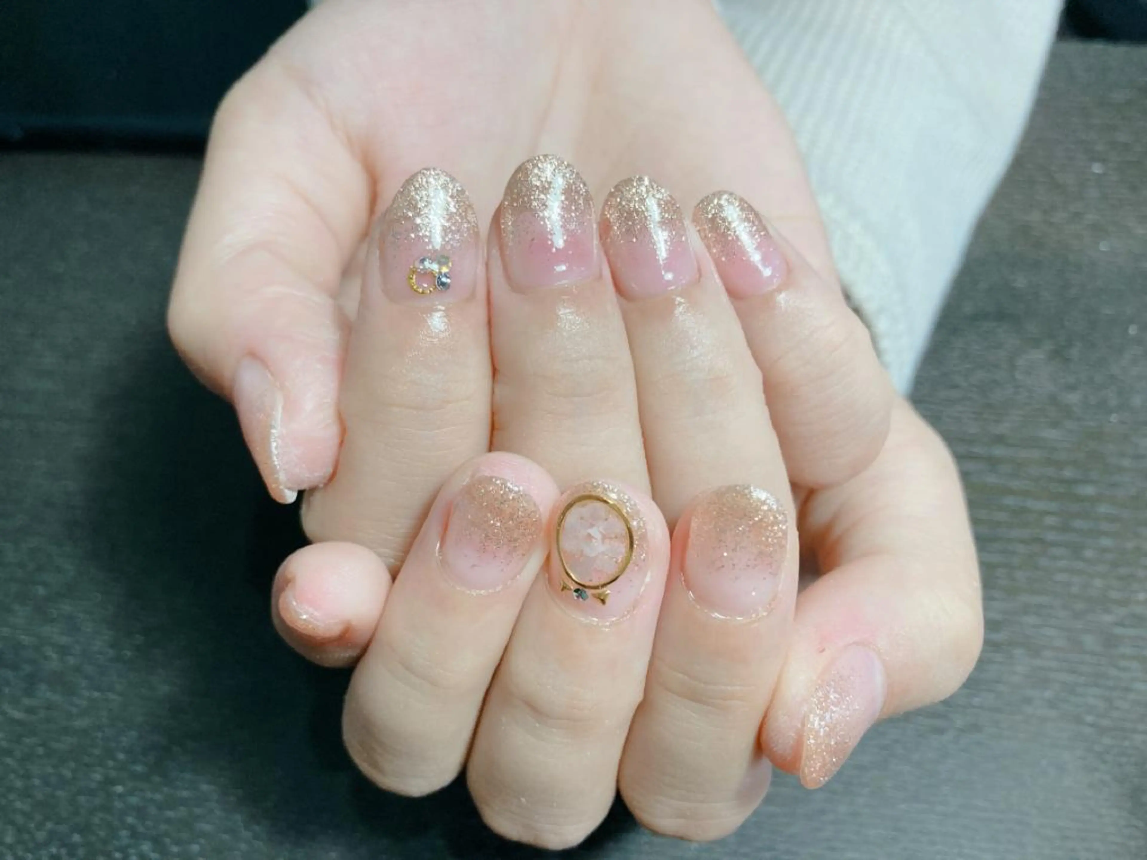 ネイル ハンドネイル 高山 歩美のネイルデザイン