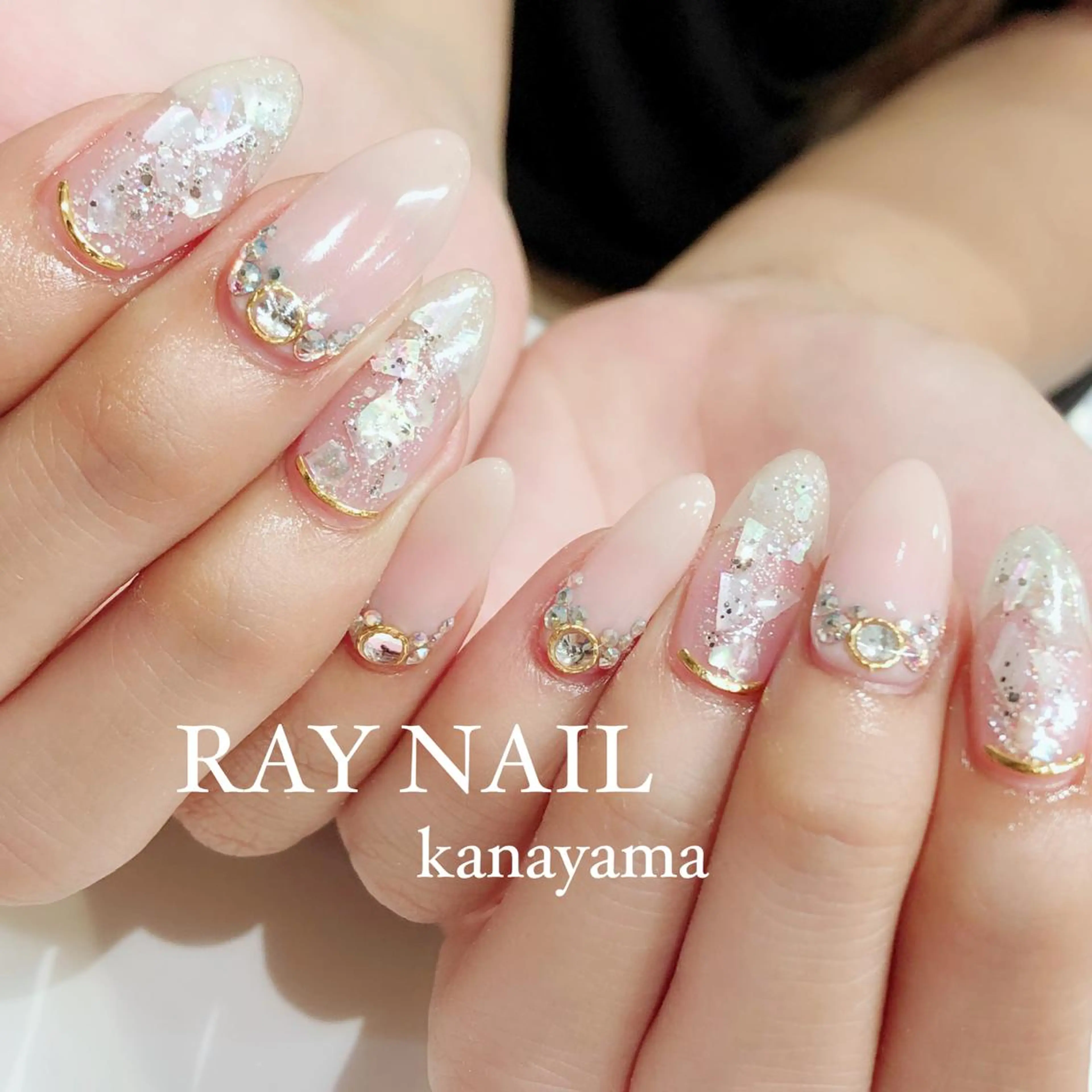 ネイル キラキラネイル Arowa 伊田のネイルデザイン