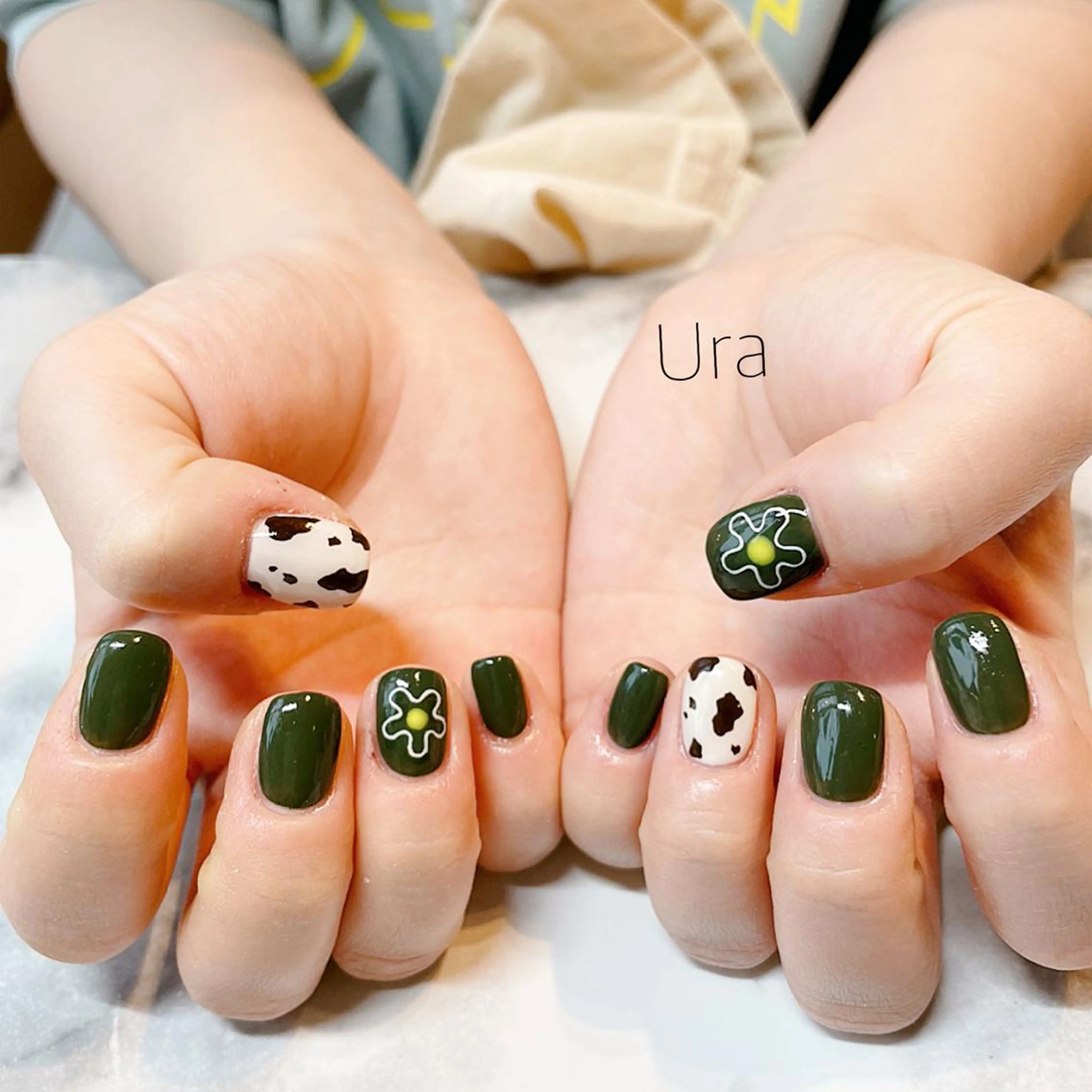 ネイル UrakoNail 《nail》のネイルデザイン