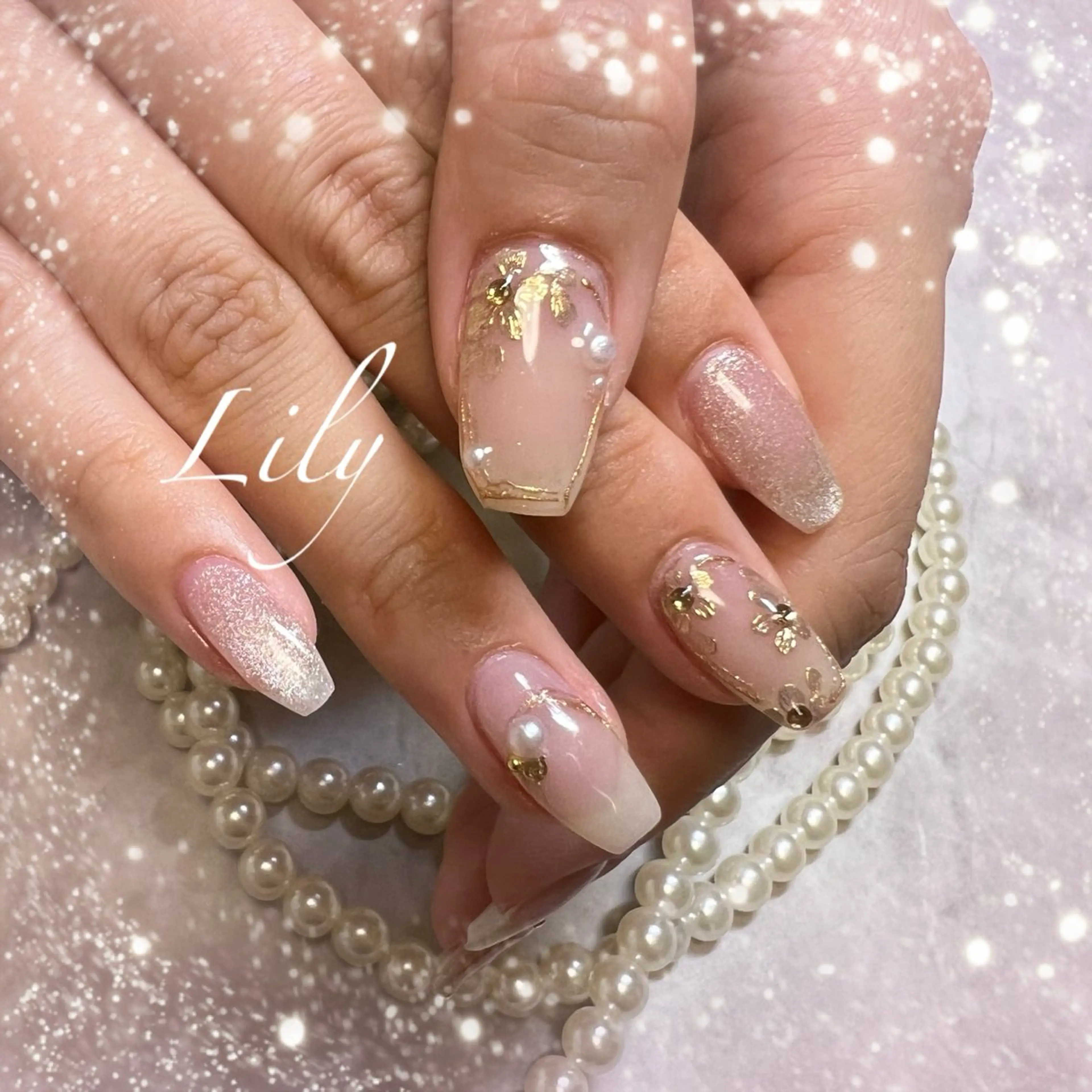 ネイル フラワーネイル マグネットネイル ハンドネイル Lily*nail 🌻Mii🌻のネイルデザイン